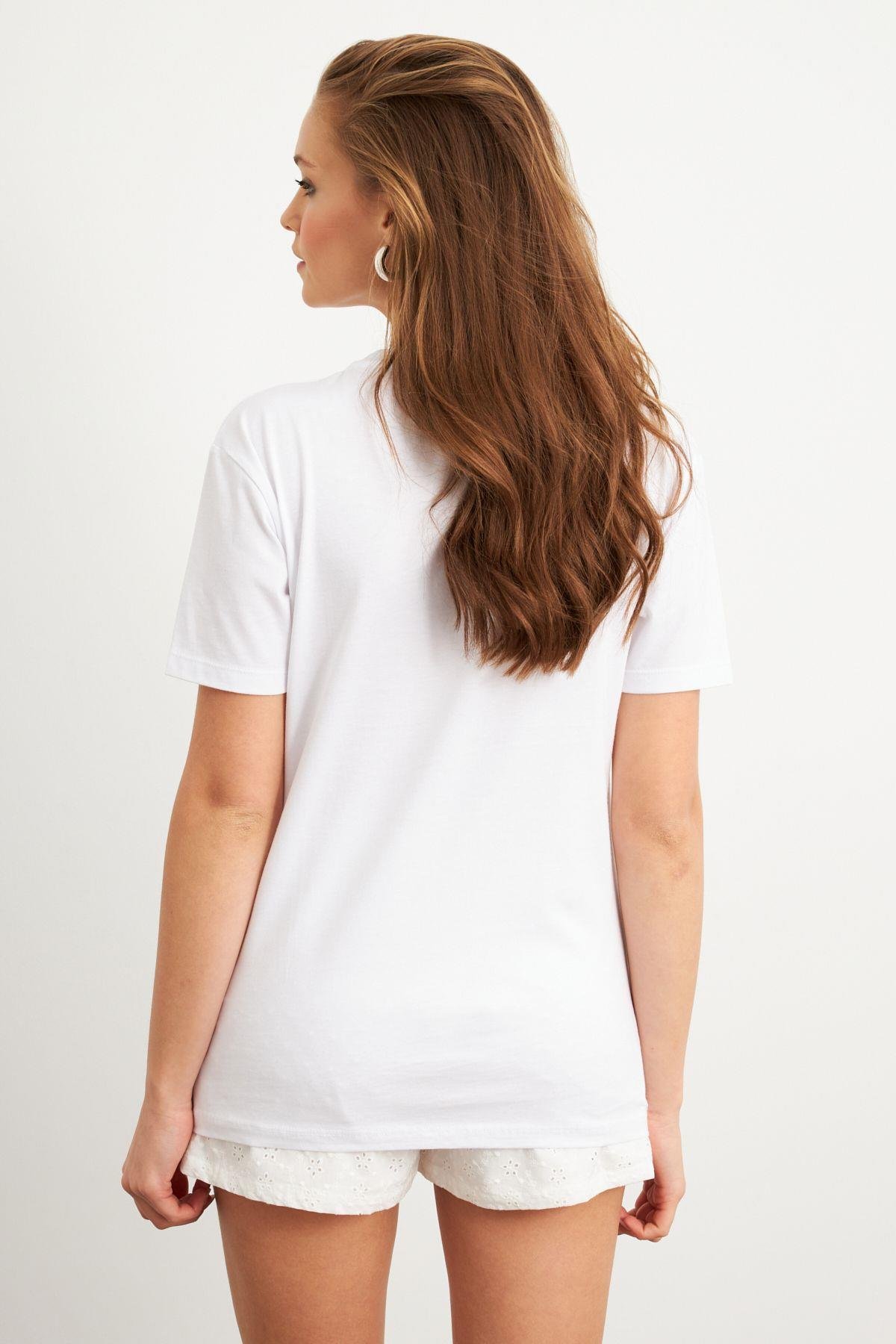 Kadın Beyaz-Yeşil Baskılı Pijama T-Shirt AYD411