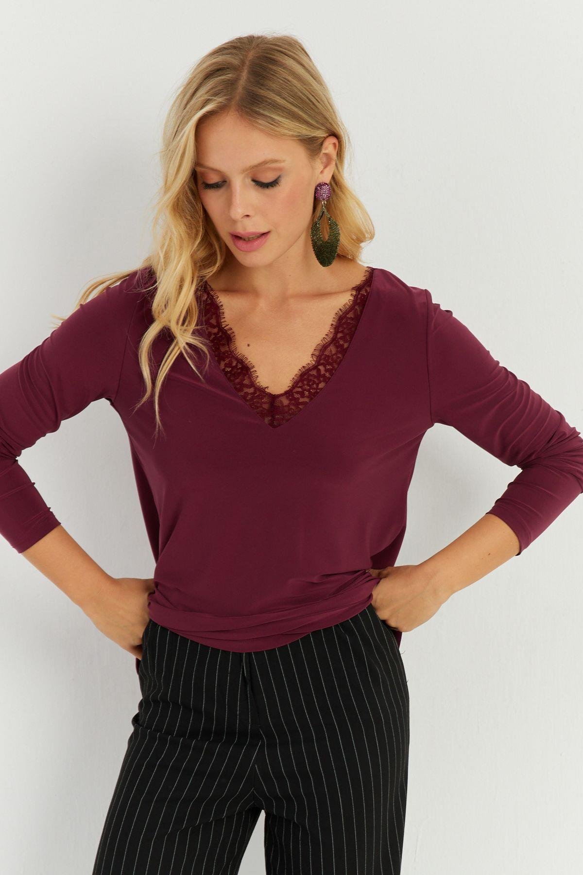 Kadın Bordo Dantel Detaylı Bluz AYD264