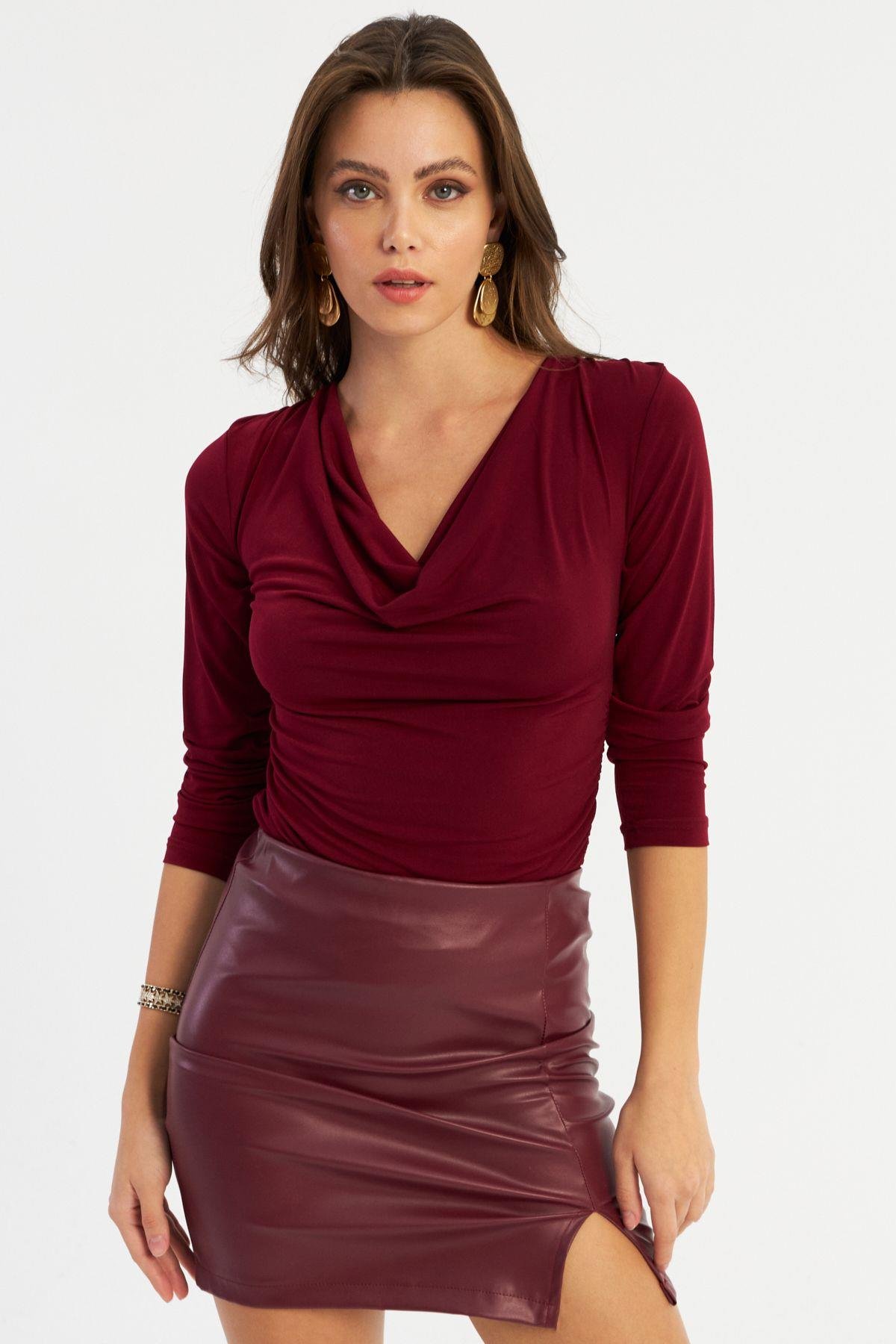 Kadın Bordo Degaje Yaka Büzgülü Bluz FRY2248