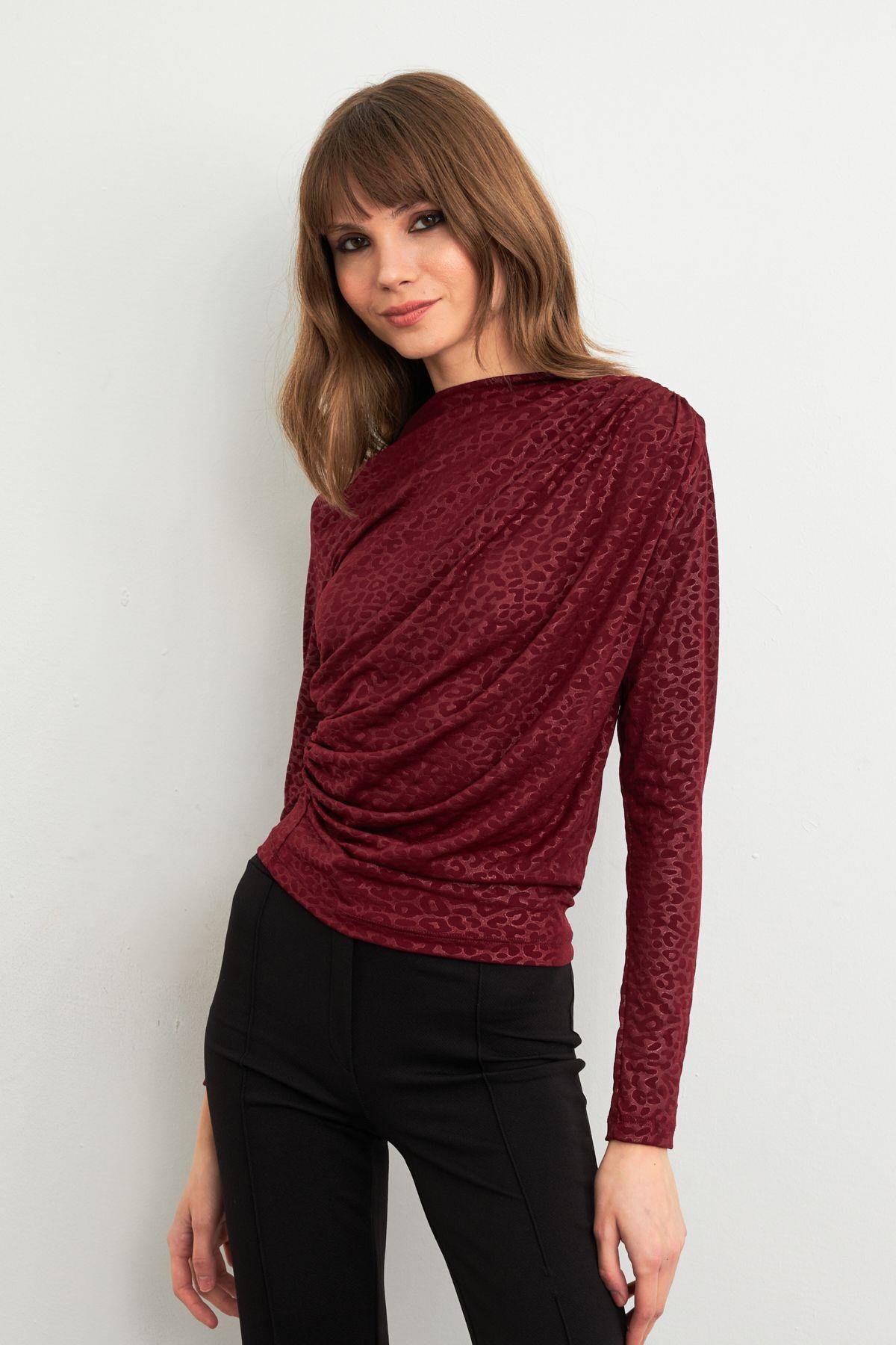 Kadın Bordo Desenli Büzgülü Bluz LPP1299