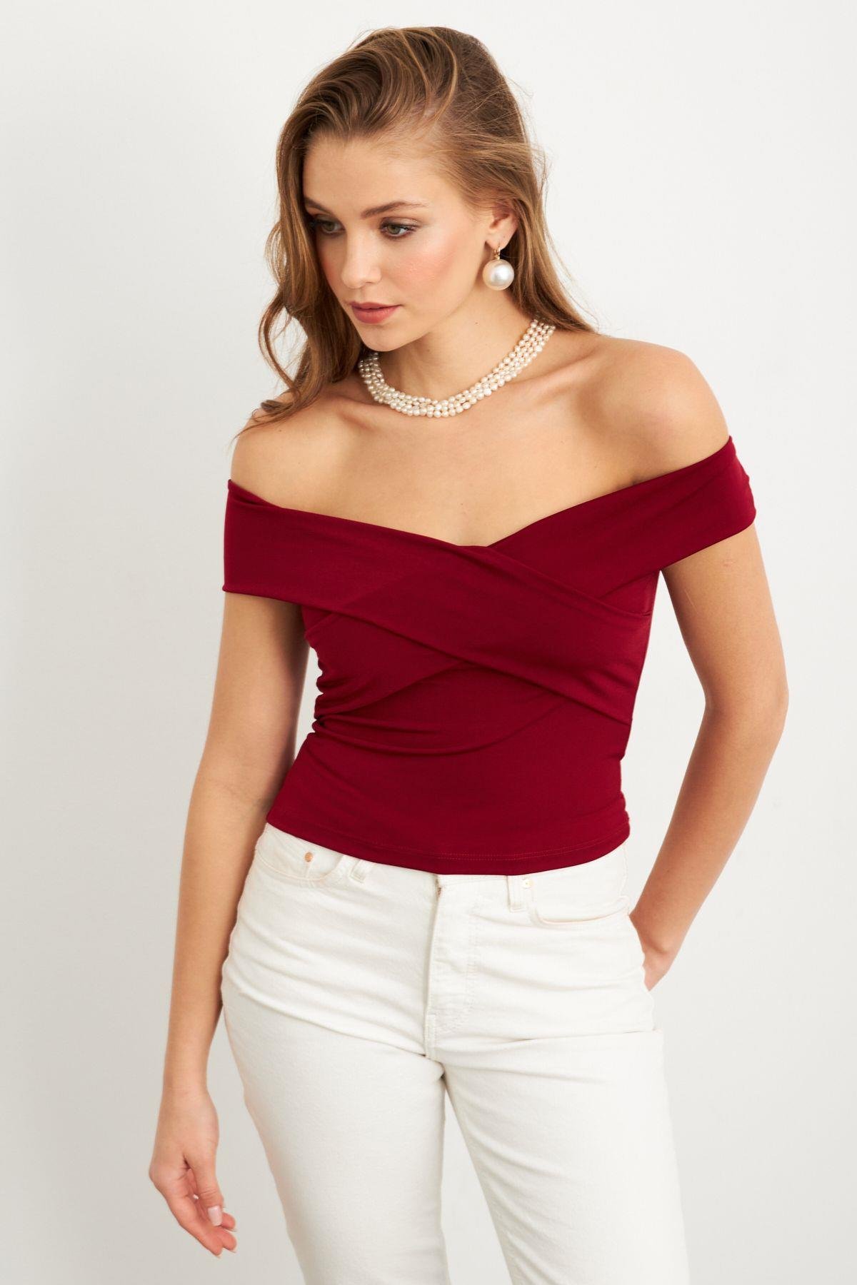 Kadın Bordo Madonna Yaka Crop Bluz VA101