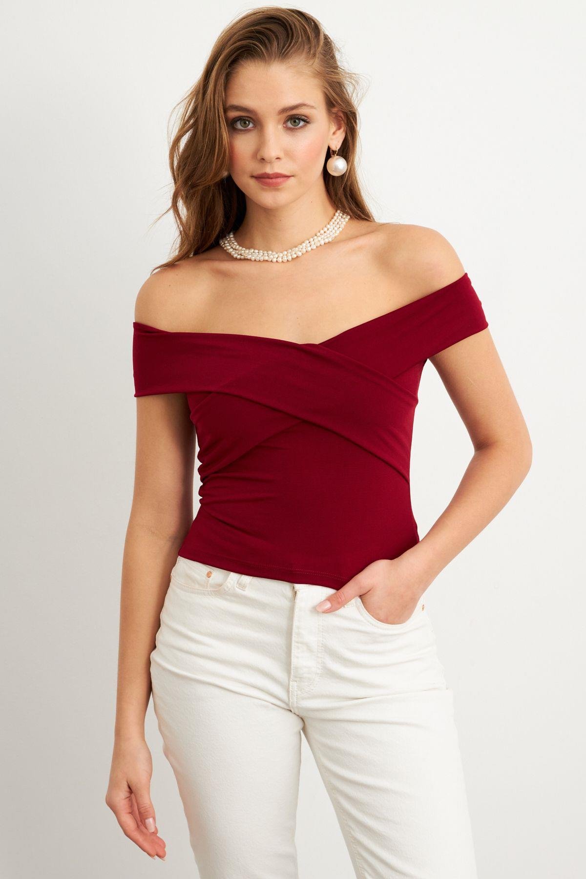 Kadın Bordo Madonna Yaka Crop Bluz VA101