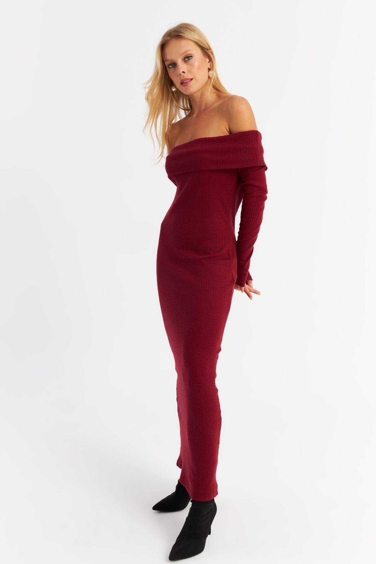 Kadın Bordo Madonna Yaka Kaşkorse Maxi Elbise HOL1
