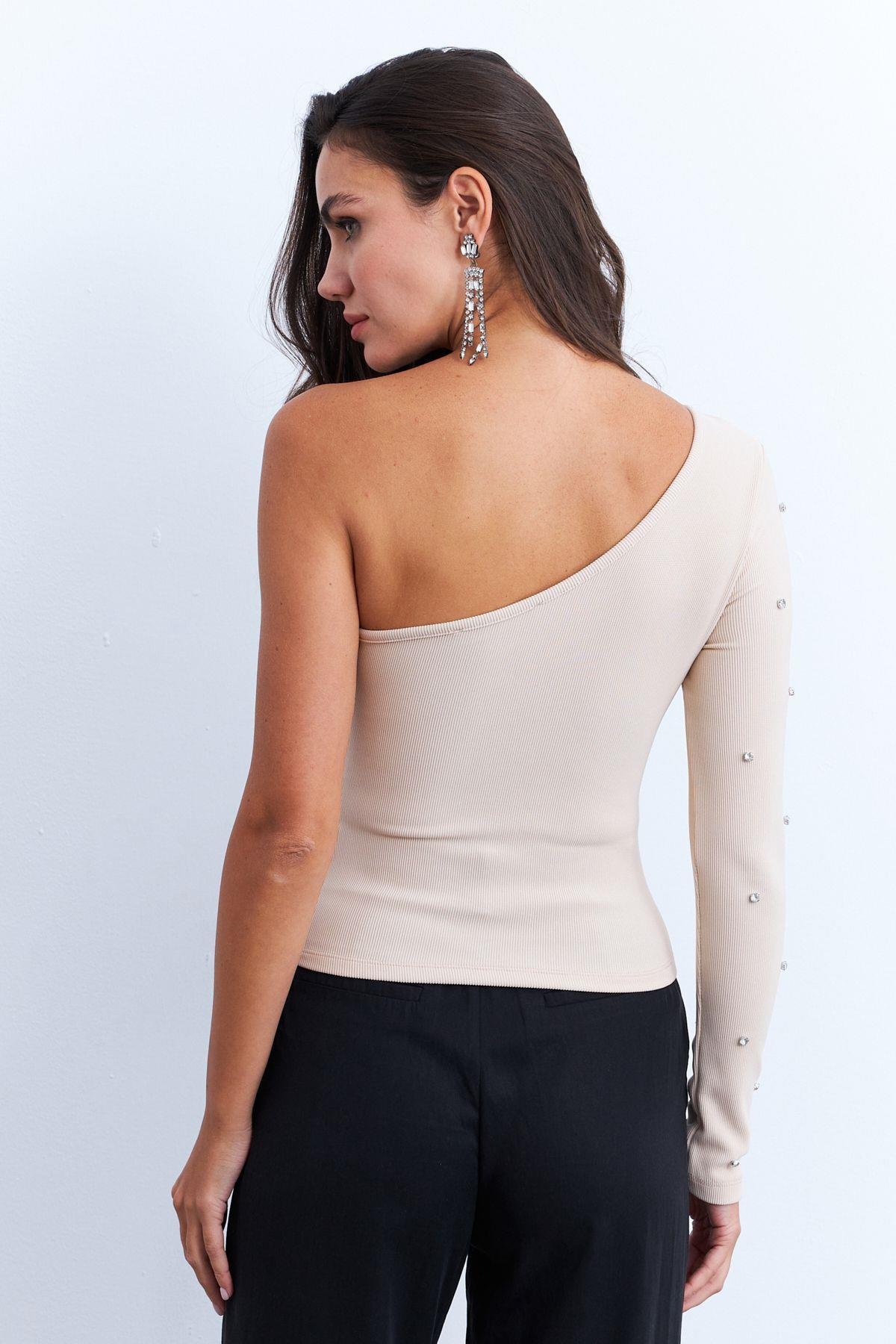 Kadın Bordo Taşlı Tek Kol Crop Bluz HOL2