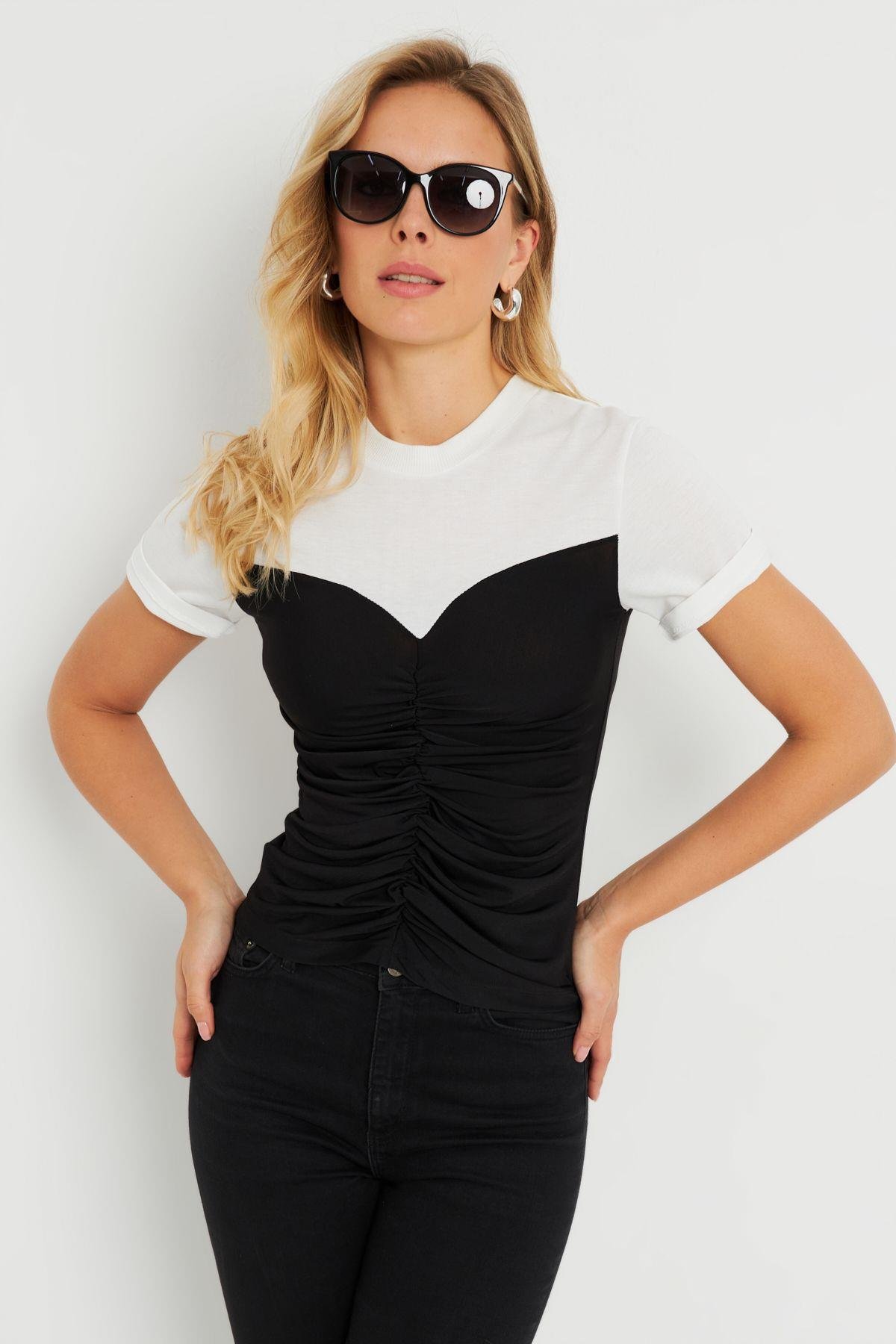 Kadın Büzgülü T-Shirt Bluz Siyah-Beyaz KS117