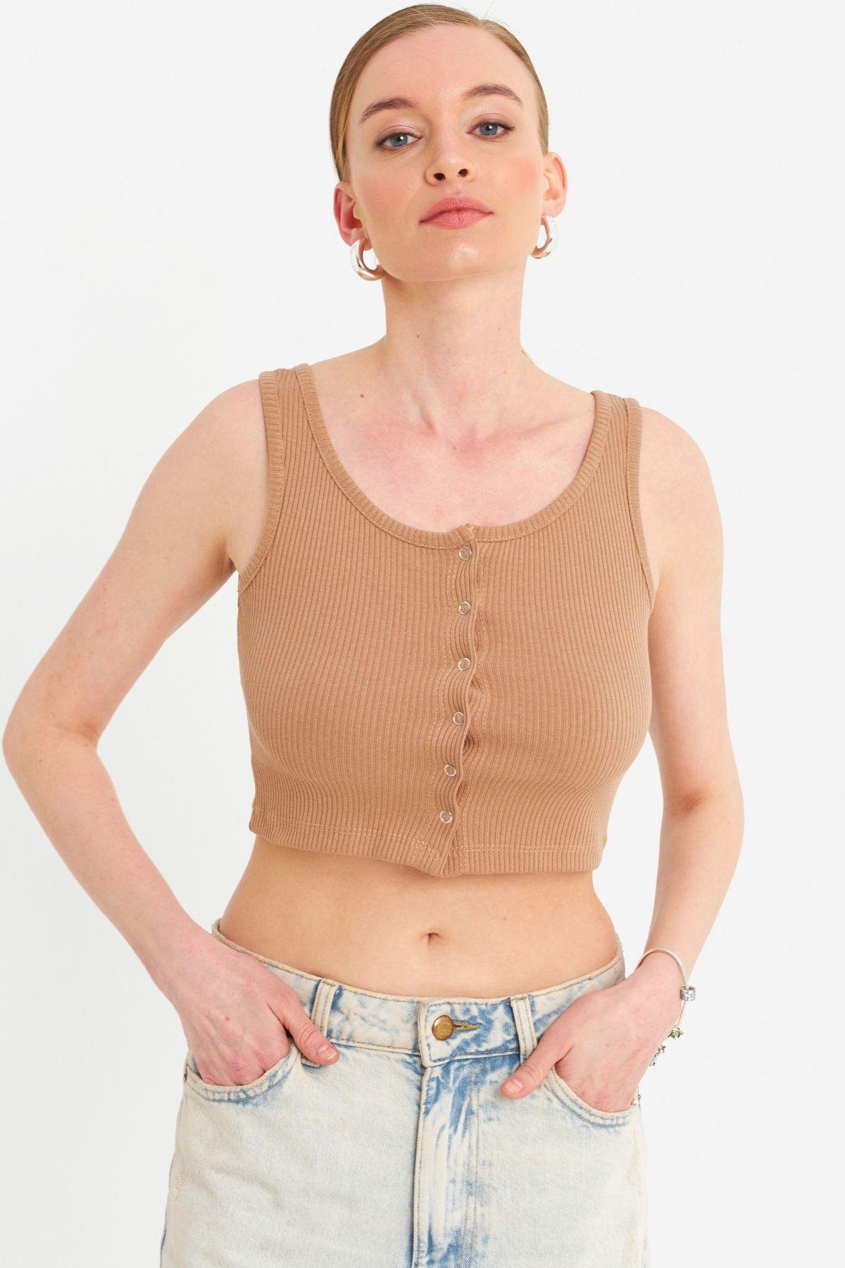 Kadın Camel Çıtçıtlı Crop Bluz YDF103