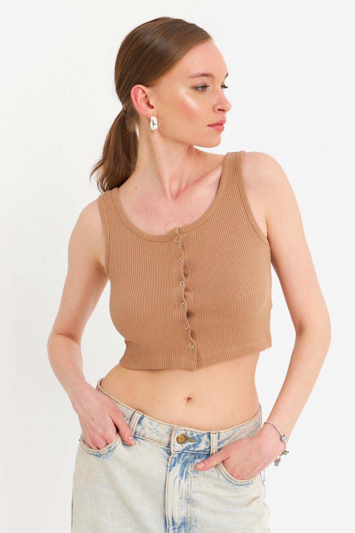 Kadın Camel Çıtçıtlı Crop Bluz YDF103
