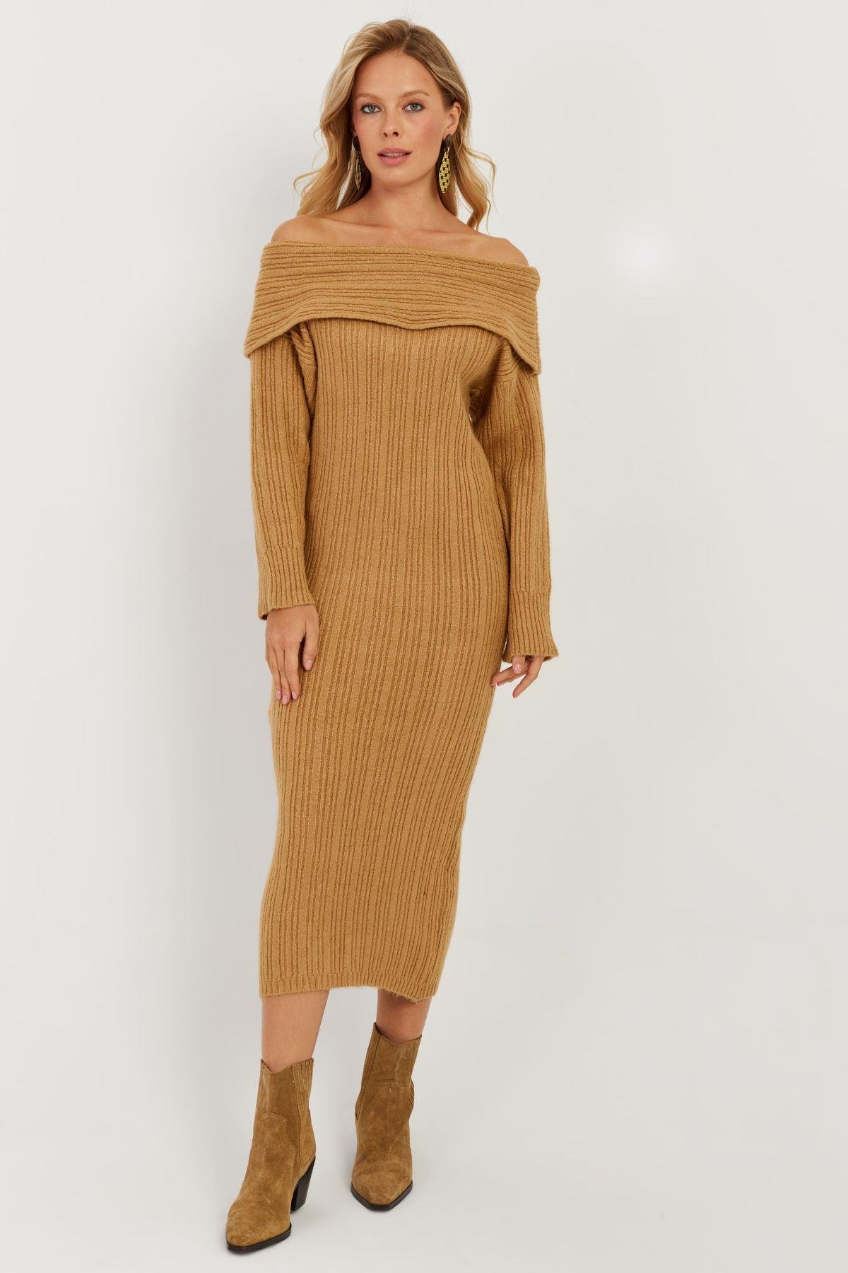 Kadın Camel Madonna Yaka Triko Midi Elbise KZ2503