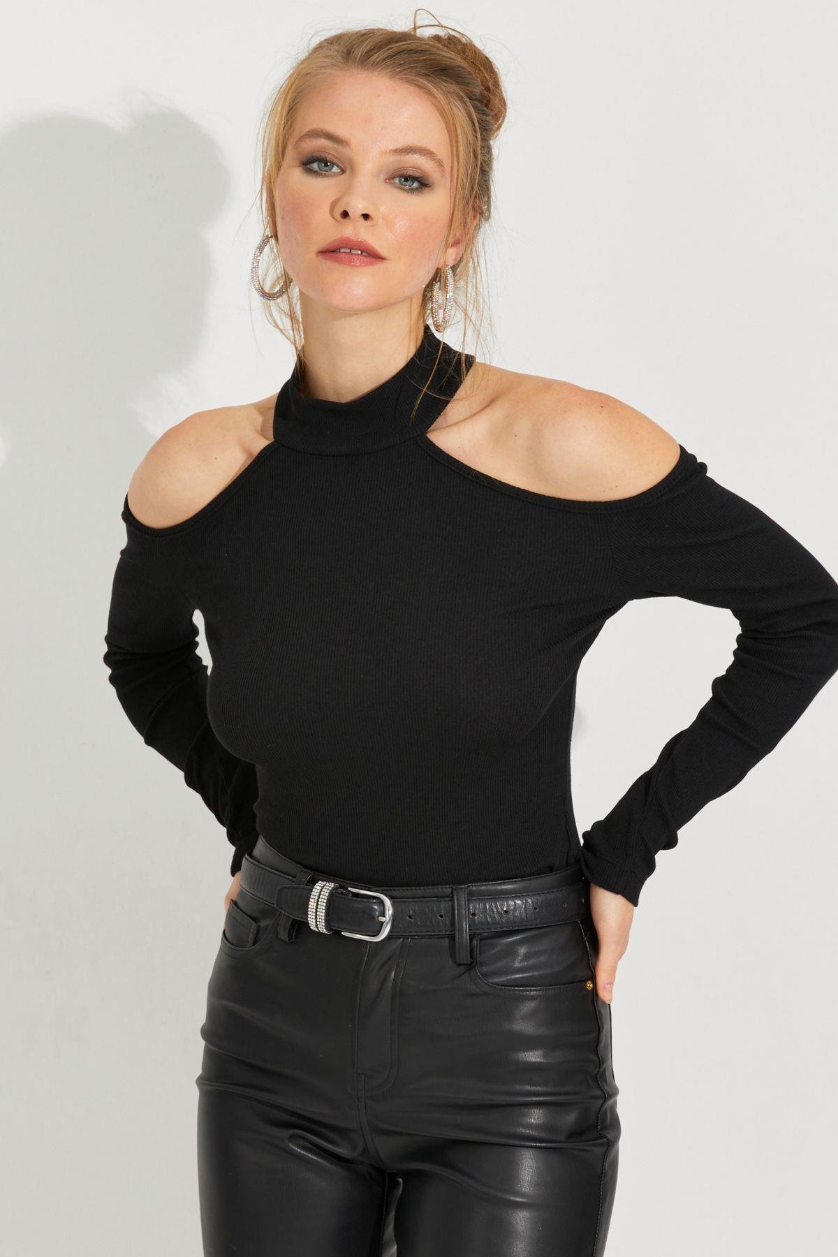 Kadın Camel Omuzları Açık Kaşkorse Bluz EY2590