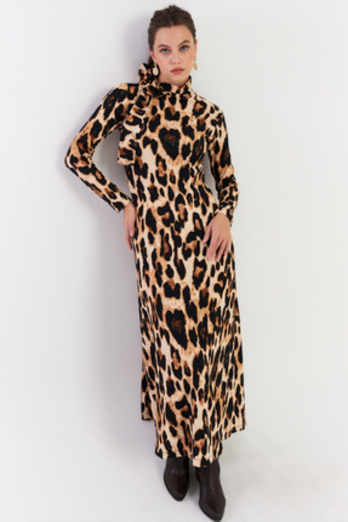 Kadın Camel-Siyah Boyun Bağlamalı Leopar Maxi Elbise EY2921