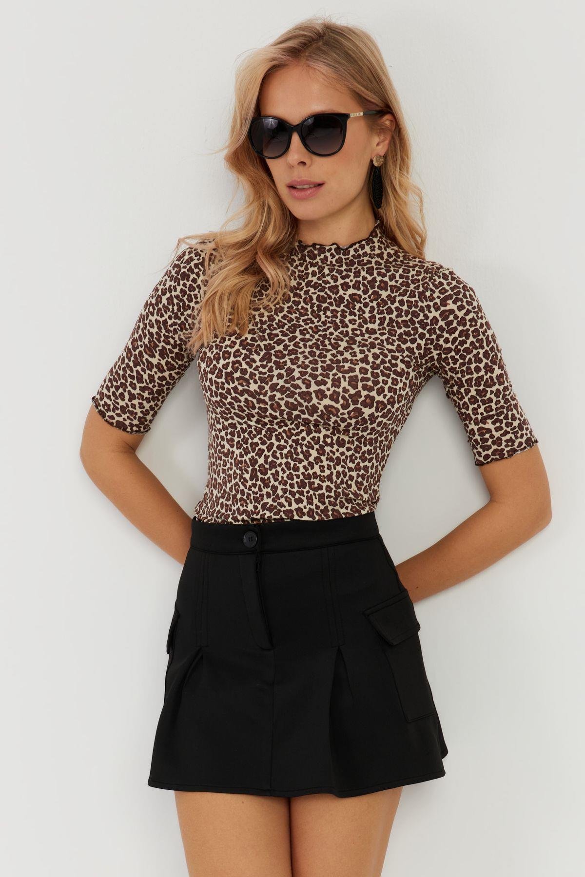 Kadın Camel-Siyah Leopar Desenli Bluz LPP1264