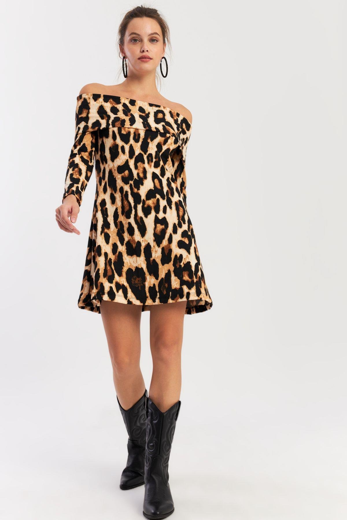 Kadın Camel-Siyah Madonna Yaka Leopar Mini Elbise EY2915