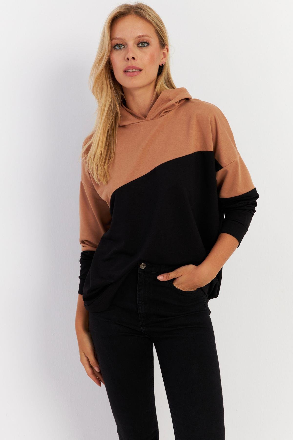 Kadın Camel-Siyah Renk Bloklu Kapüşonlu Sweatshirt DA148