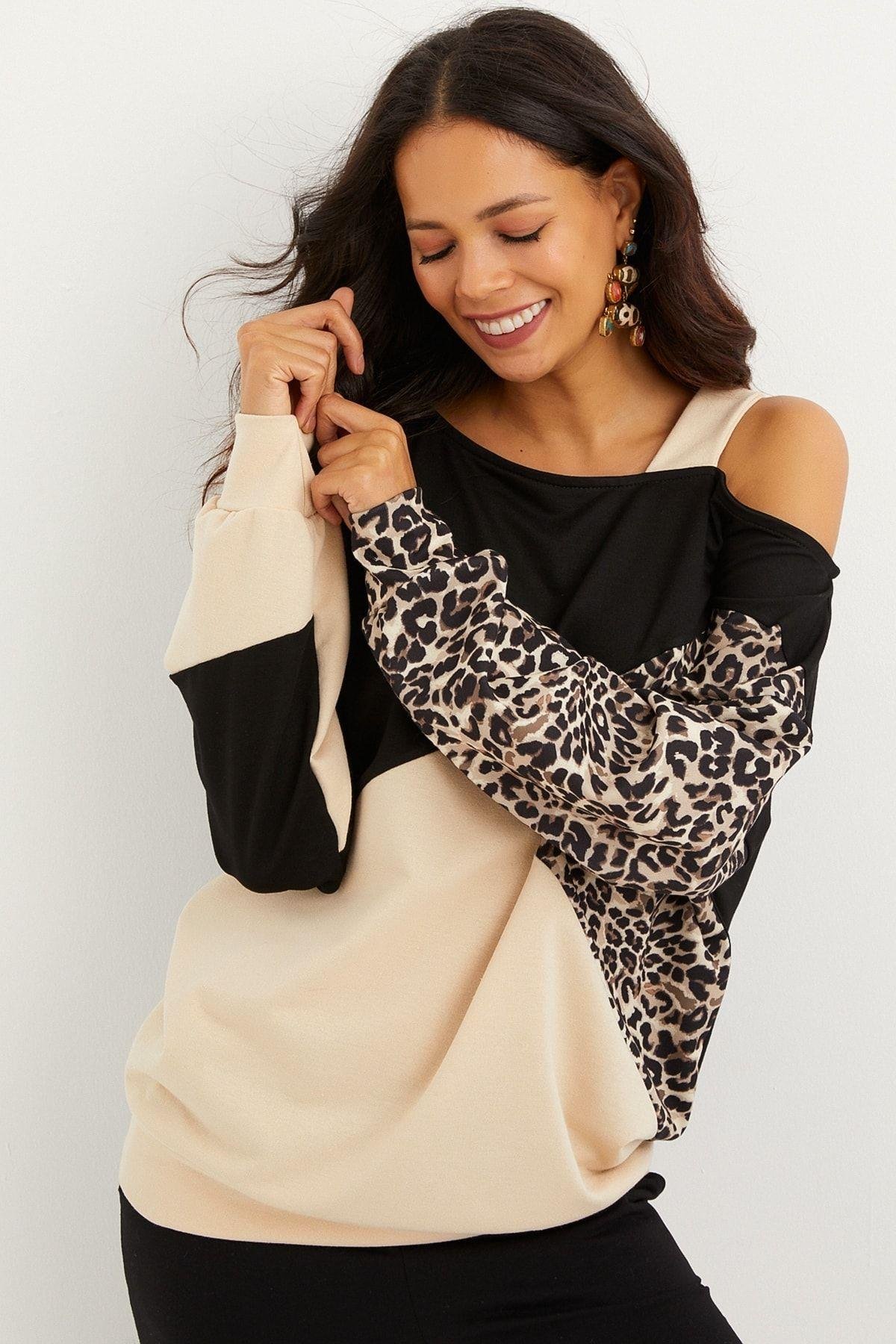 Kadın Camel-Siyah Tek Omuz Leopar Desen Bloklu Sweatshirt BK231066