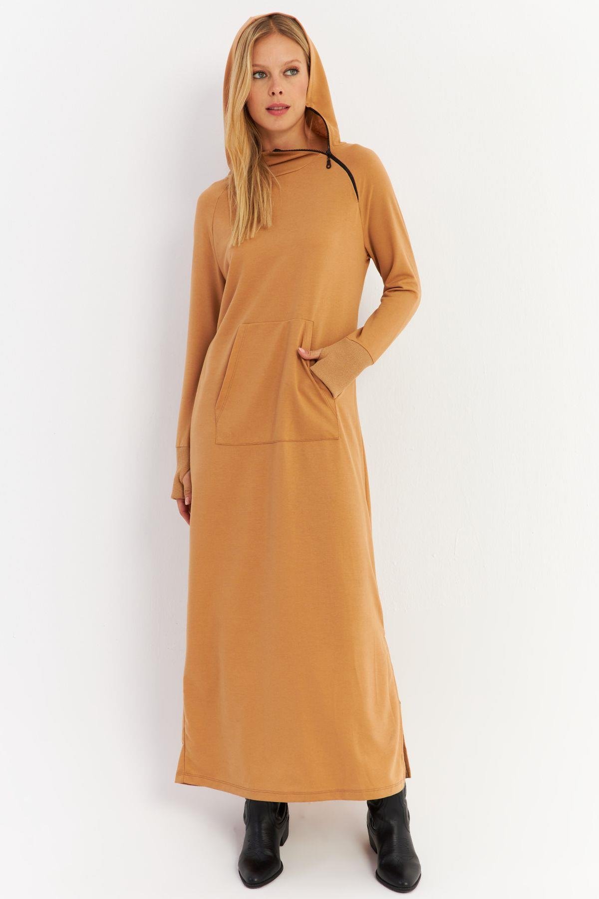 Kadın Camel Yakası Fermuarlı Maxi Sweat Elbise TF12