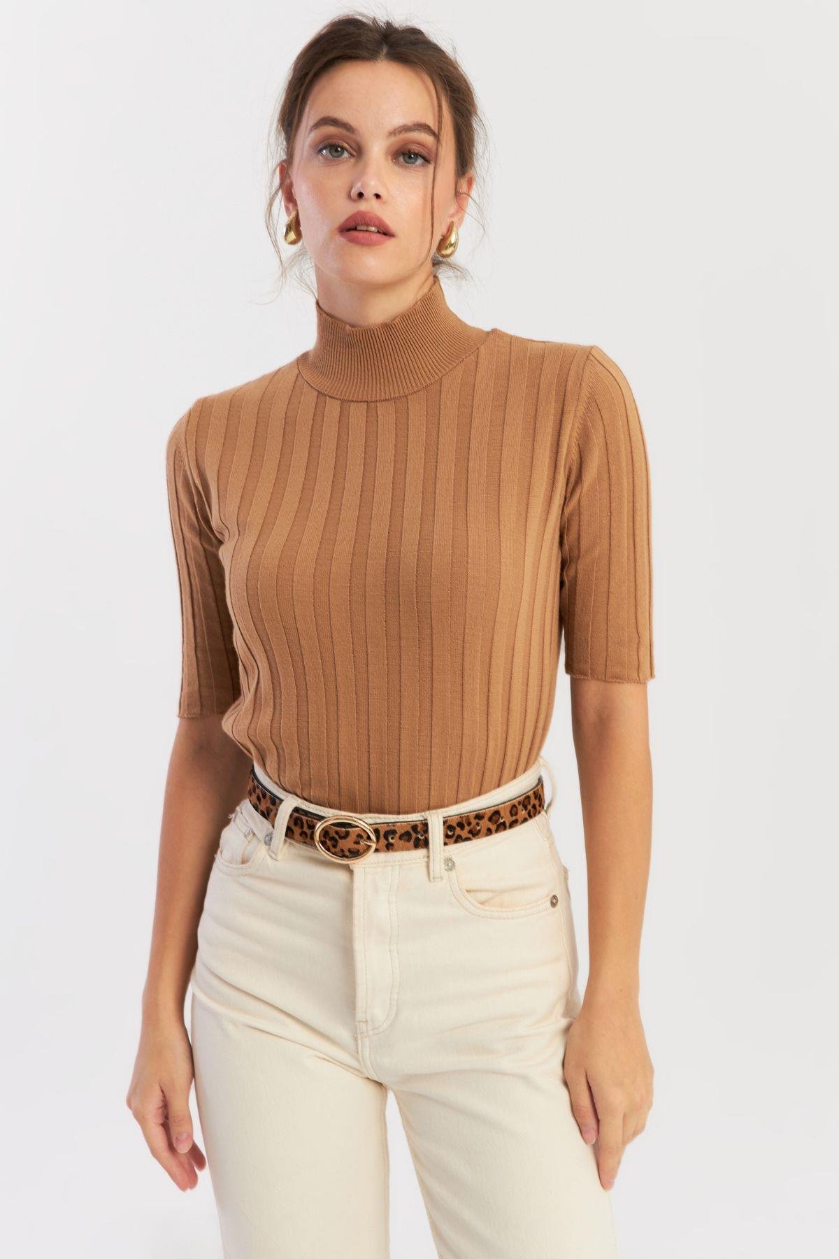 Kadın Camel Yarım Balıkçı Triko Bluz YV287