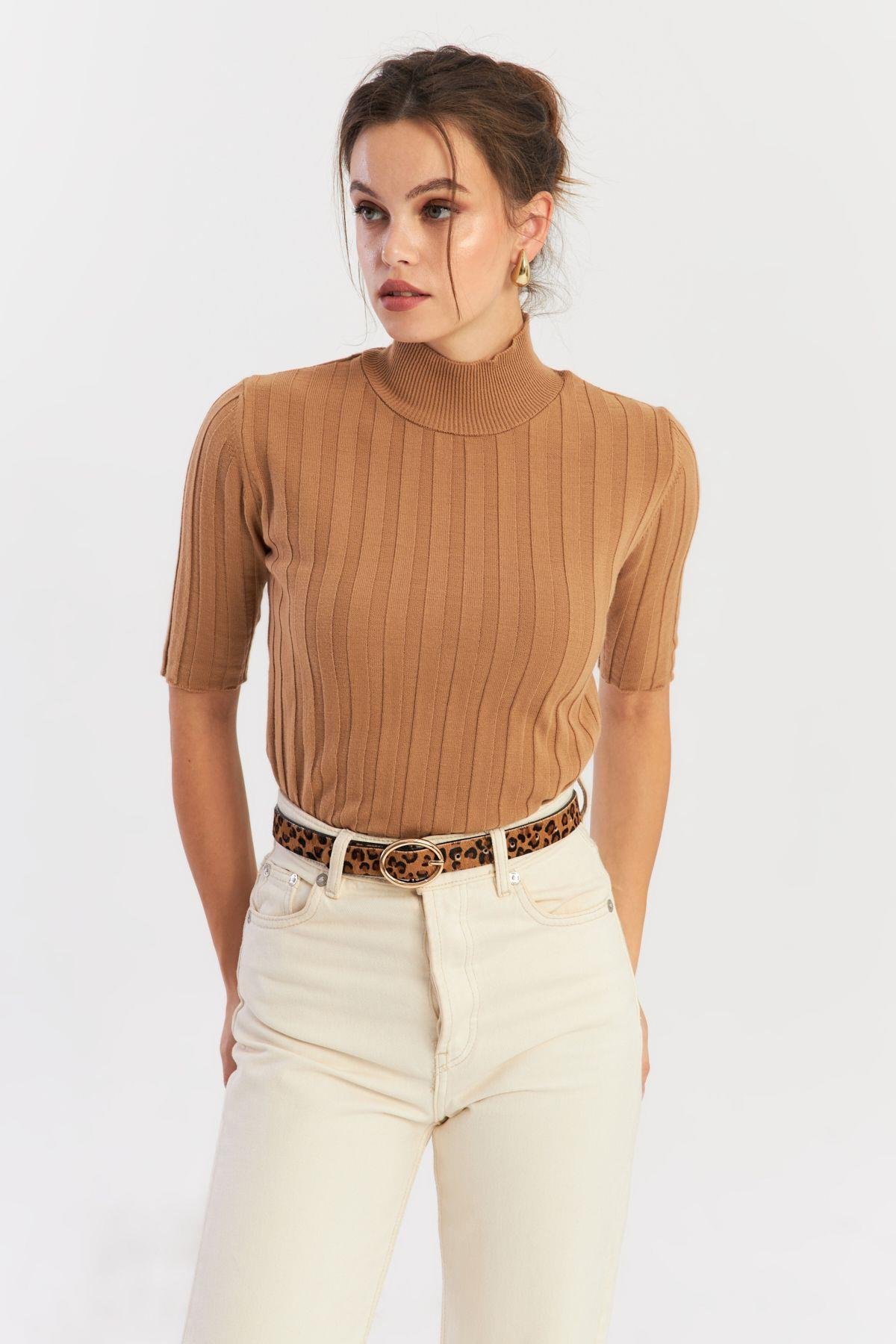 Kadın Camel Yarım Balıkçı Triko Bluz YV287