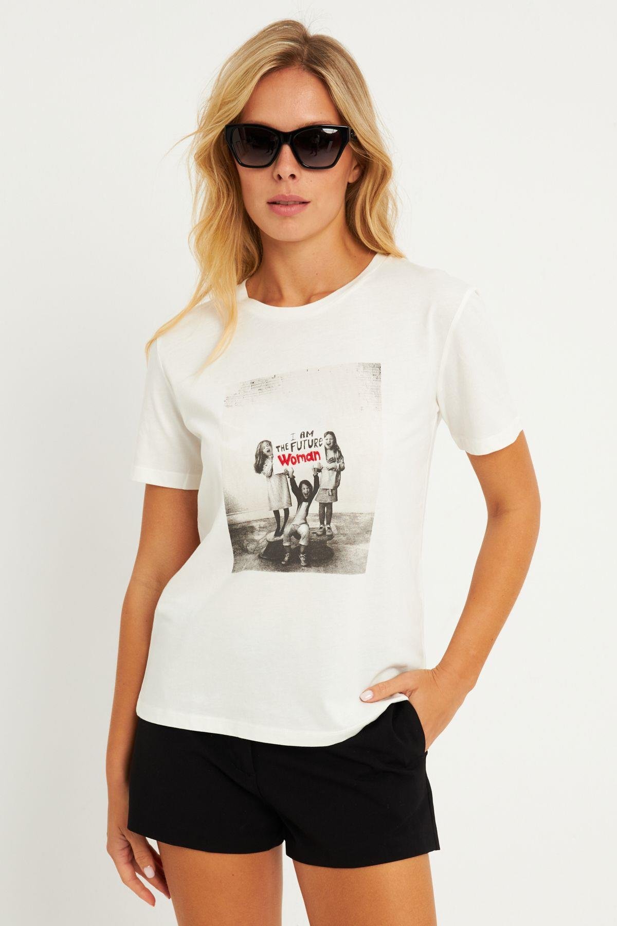Kadın Ekru Baskılı T-Shirt AYD322