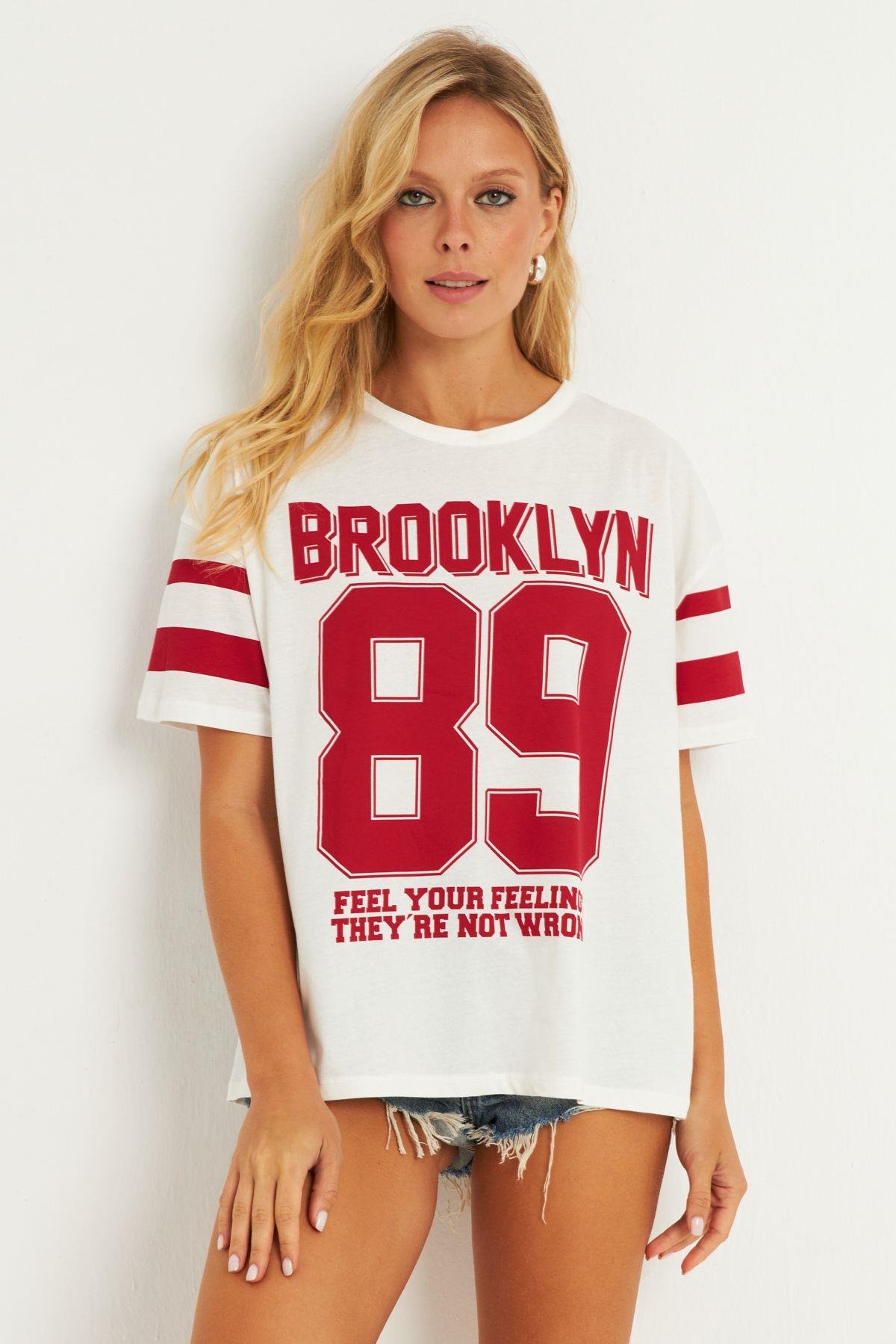 Kadın Ekru Baskılı T-Shirt AYD323