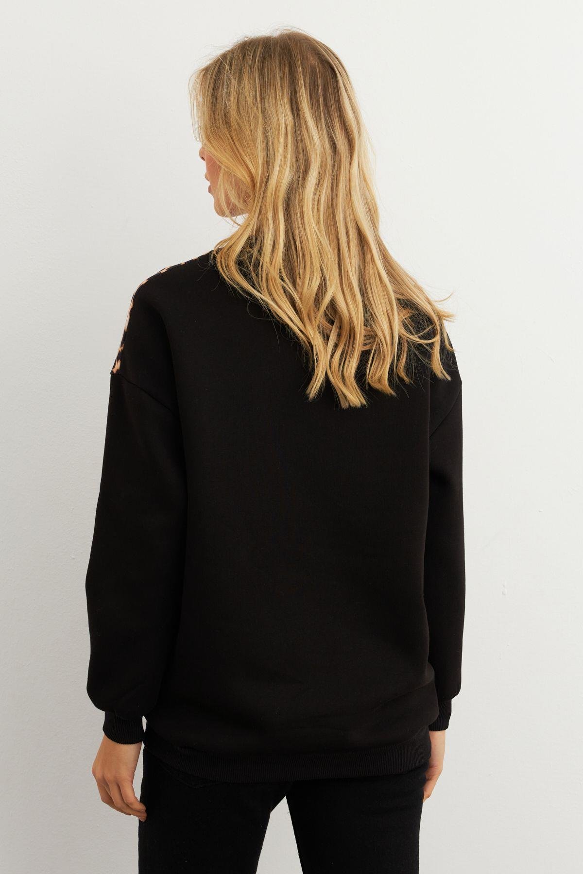 Kadın Ekru Bloklu Sweatshirt MST098