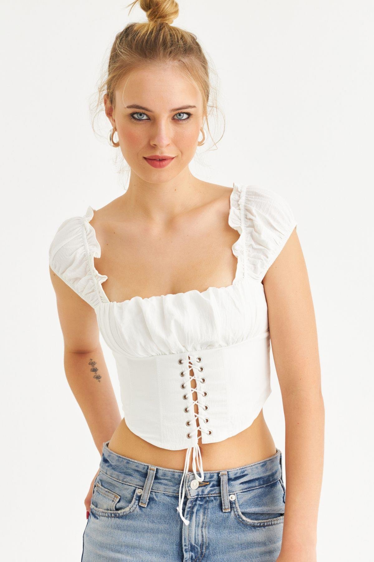 Kadın Ekru Kuş Gözlü Crop Bluz YEL221128