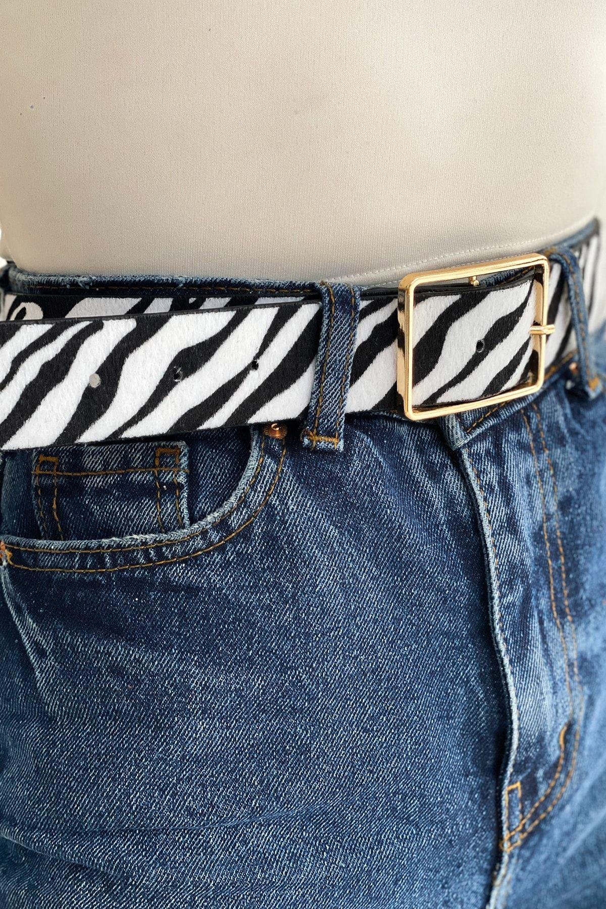 Kadın Ekru-Siyah Zebra Desen Kemer BE610