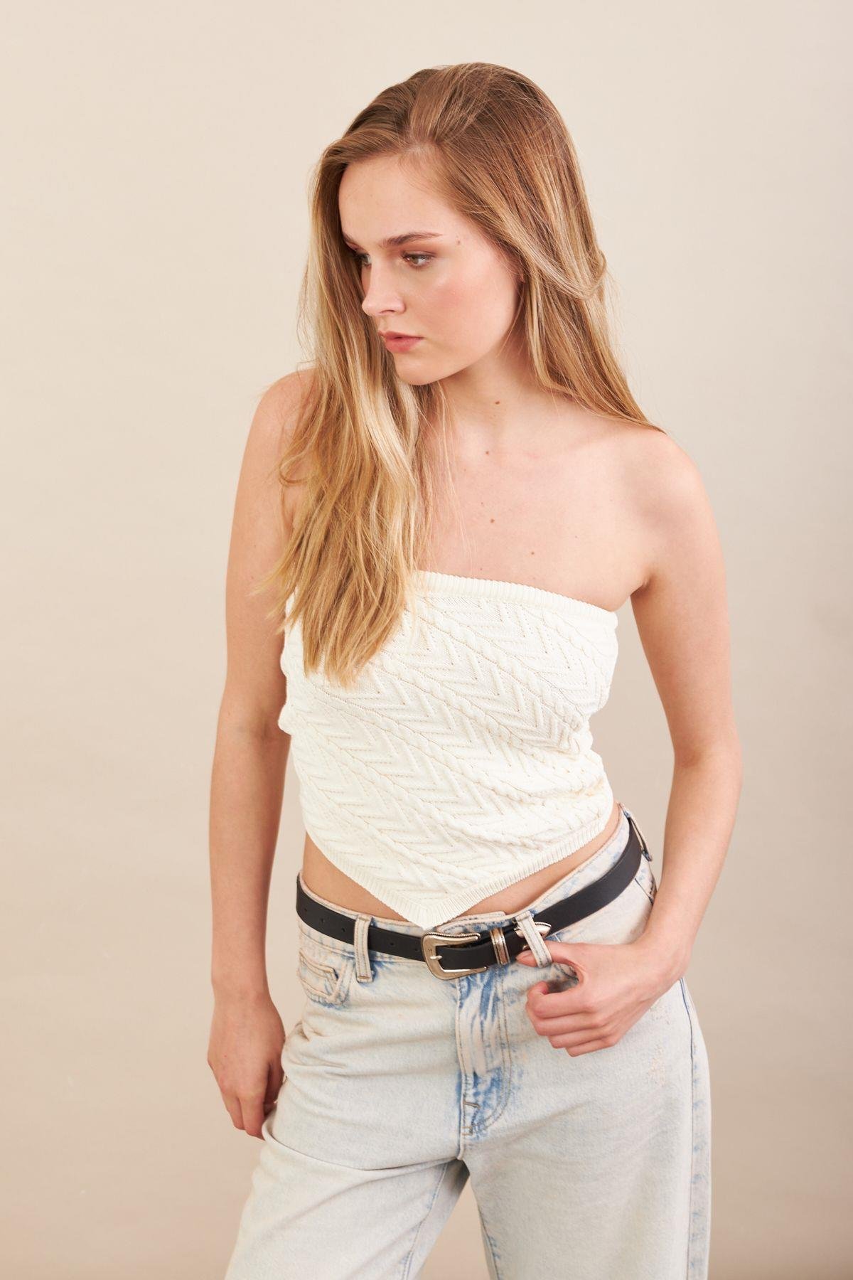 Kadın Ekru Straplez Triko Crop Bluz ZH049