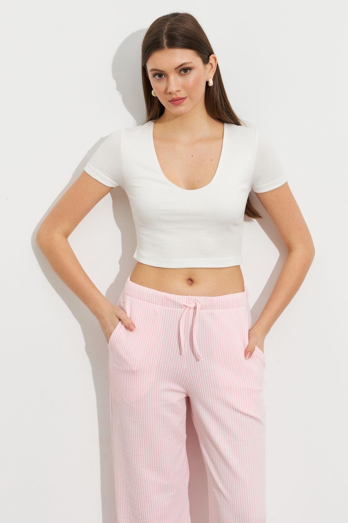 Kadın Ekru V Yaka Crop Bluz TOP101