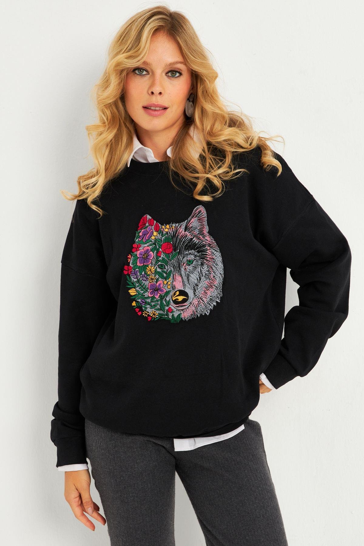 Kadın Gri-Fuşya Nakışlı Sweatshirt YLE20
