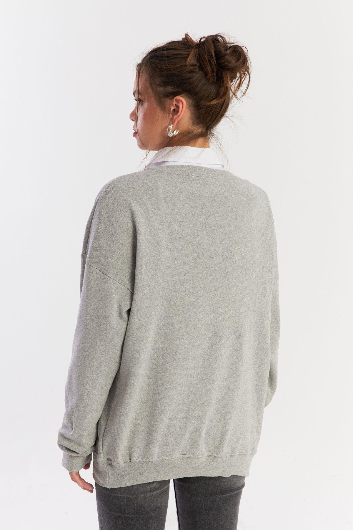 Kadın Gri-Fuşya Nakışlı Sweatshirt YLE20