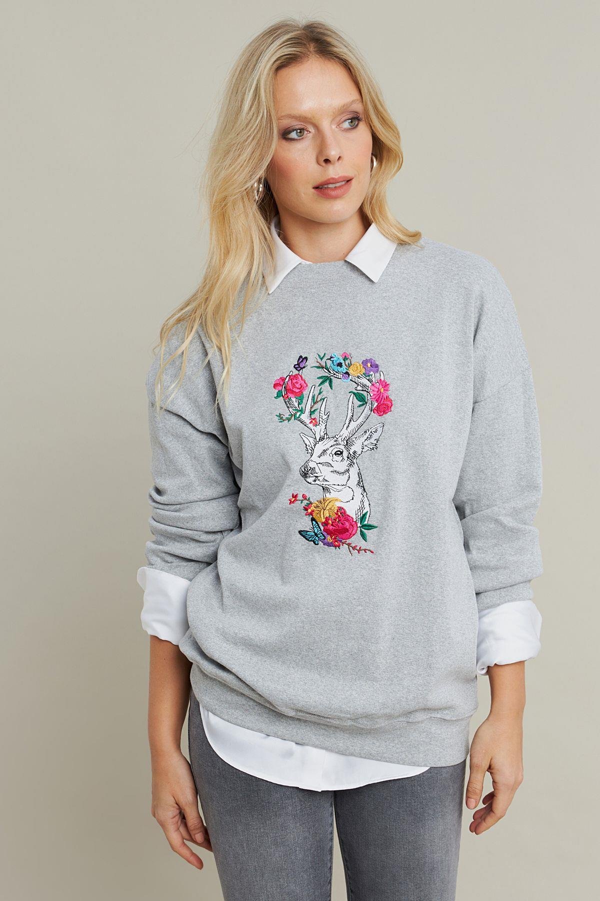 Kadın Gri-Fuşya Nakışlı Sweatshirt YLE20