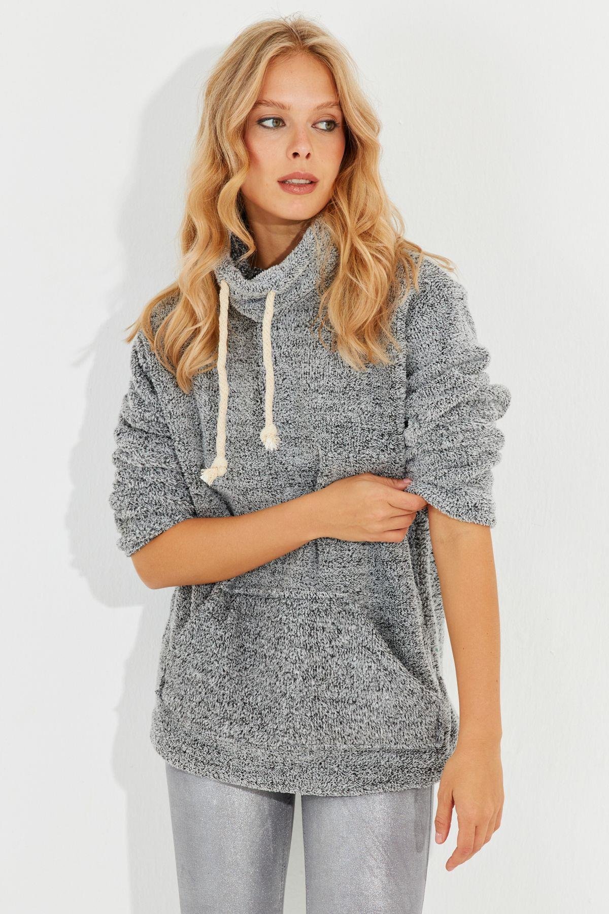 Kadın Gri Kanguru Cep Peluş Sweatshirt Q978