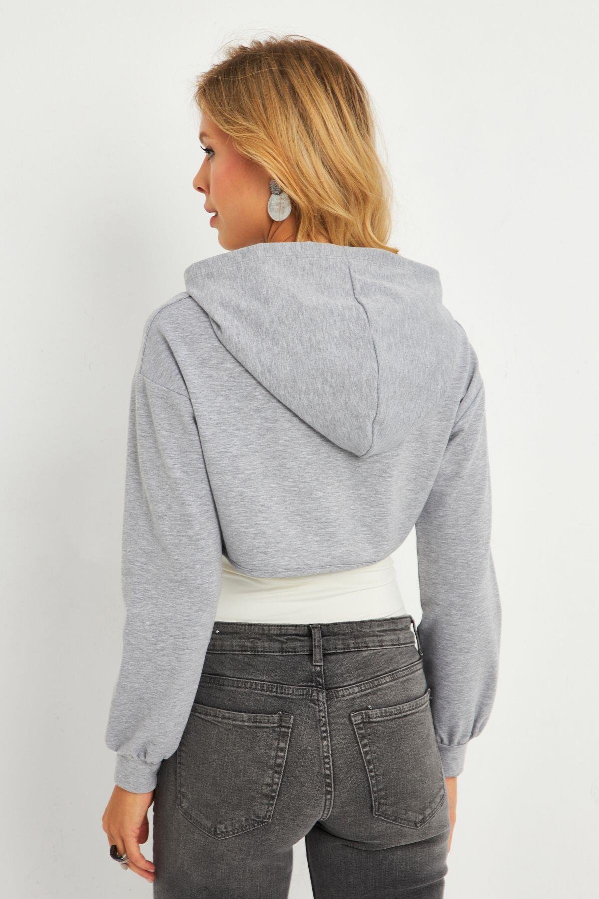 Kadın Gri Kapüşonlu Crop Sweatshirt  TF03