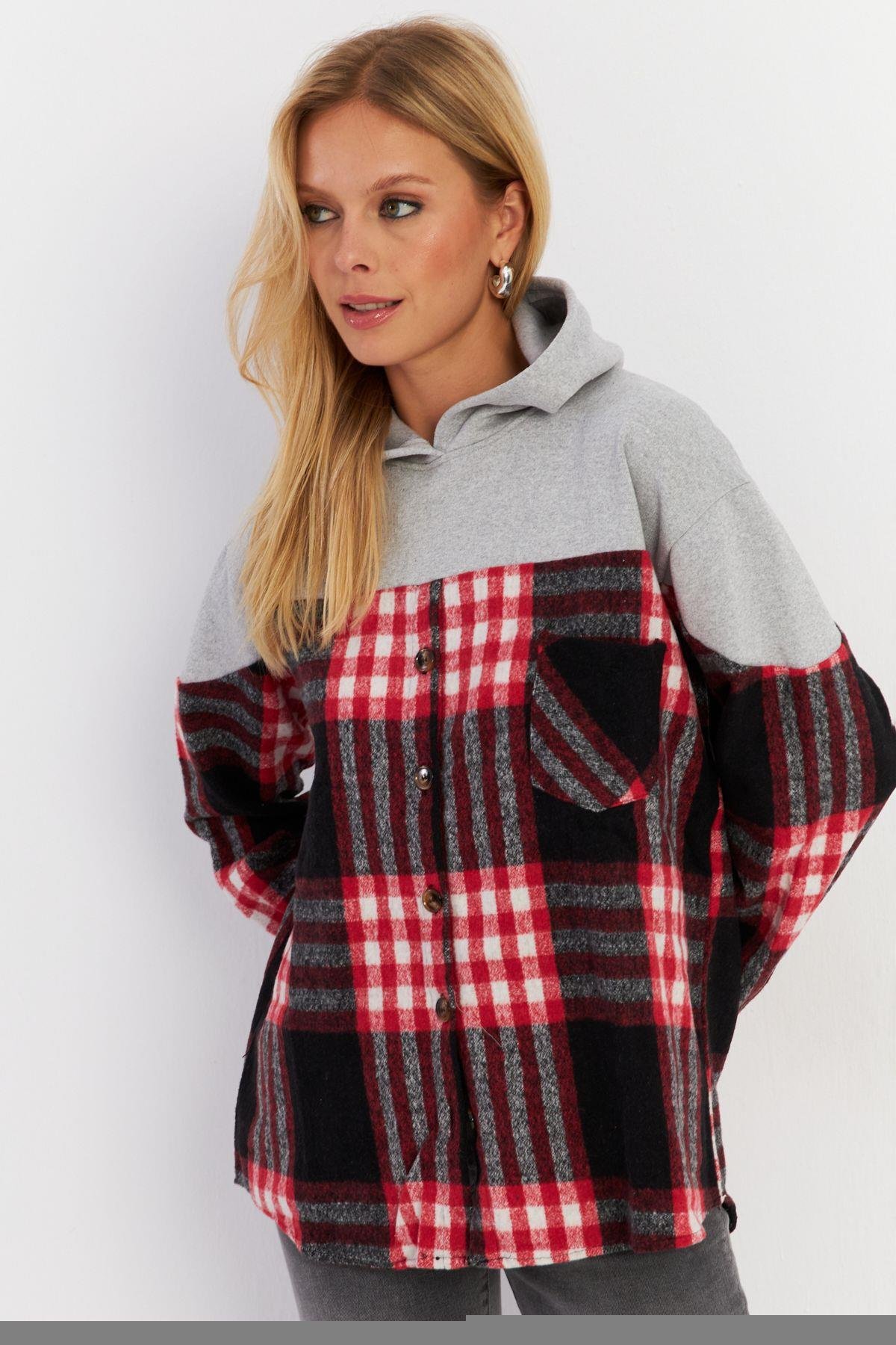 Kadın Gri Kontrast Düğmeli Sweatshirt YLE004