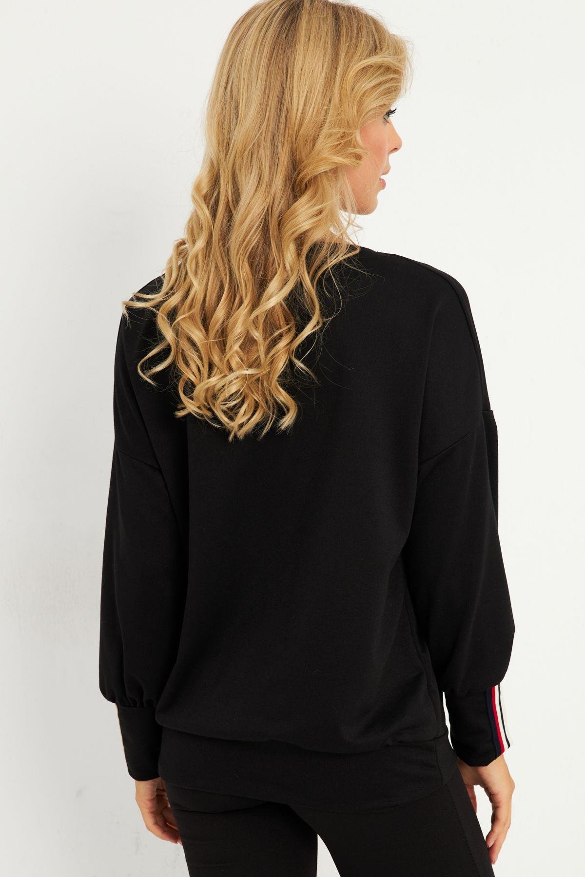 Kadın Gri Şerit Detaylı V Yaka Sweatshirt  EY2905