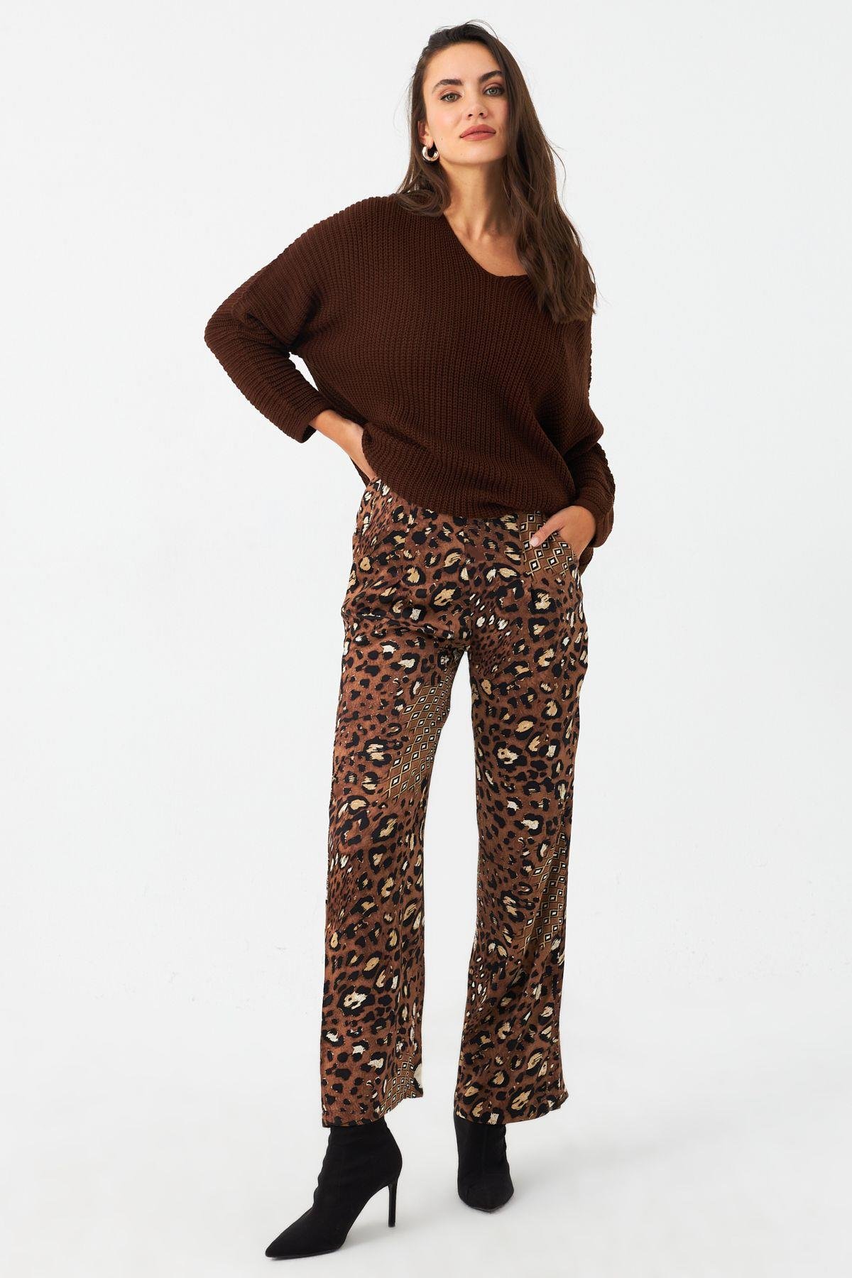 Kadın Haki Batik Desenli Saten Pantolon CAR1069