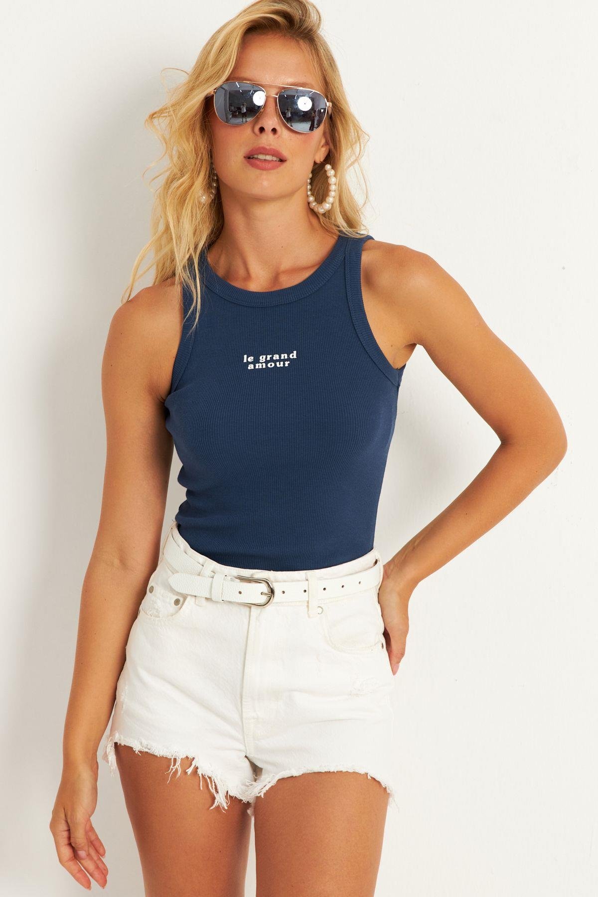 Kadın İndigo Halter Yaka Bluz AYD346
