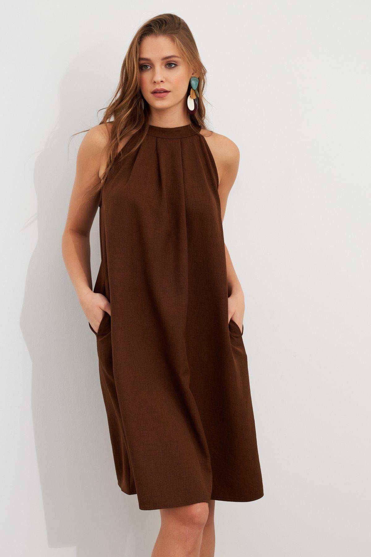 Kadın Kahverengi Halter Yaka Midi Elbise NH5029