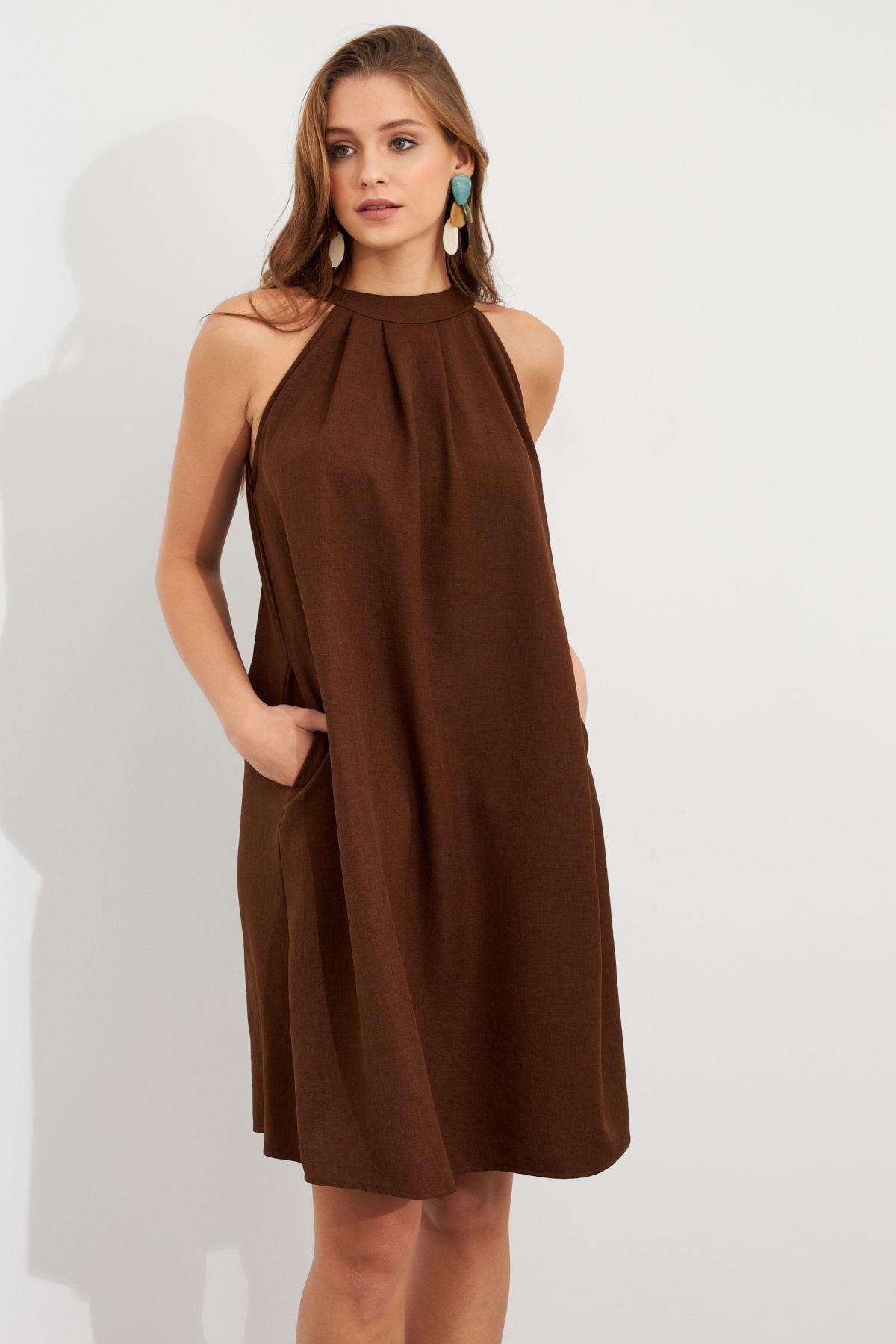 Kadın Kahverengi Halter Yaka Midi Elbise NH5029