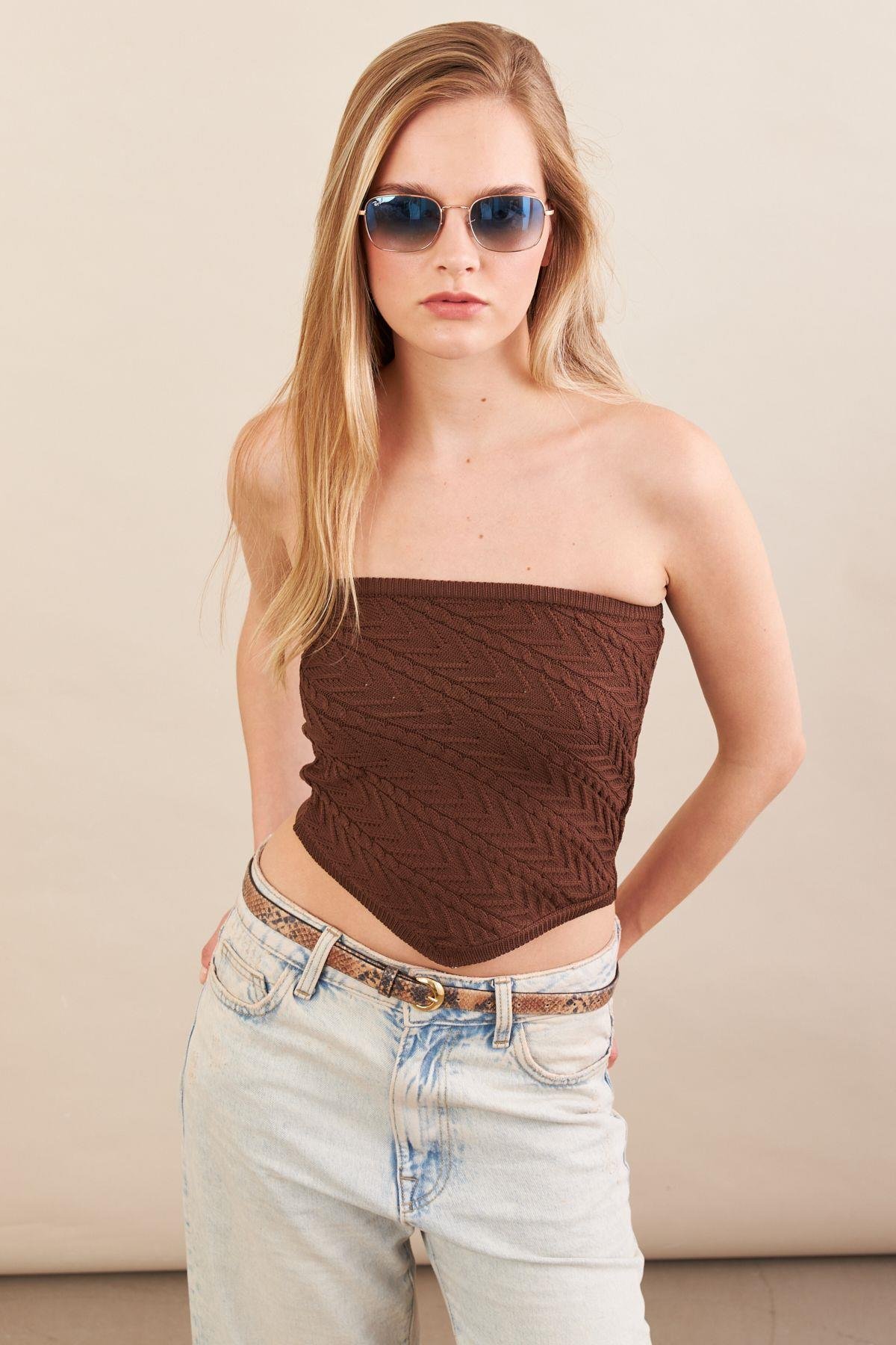 Kadın Kahverengi Straplez Triko Crop Bluz ZH049