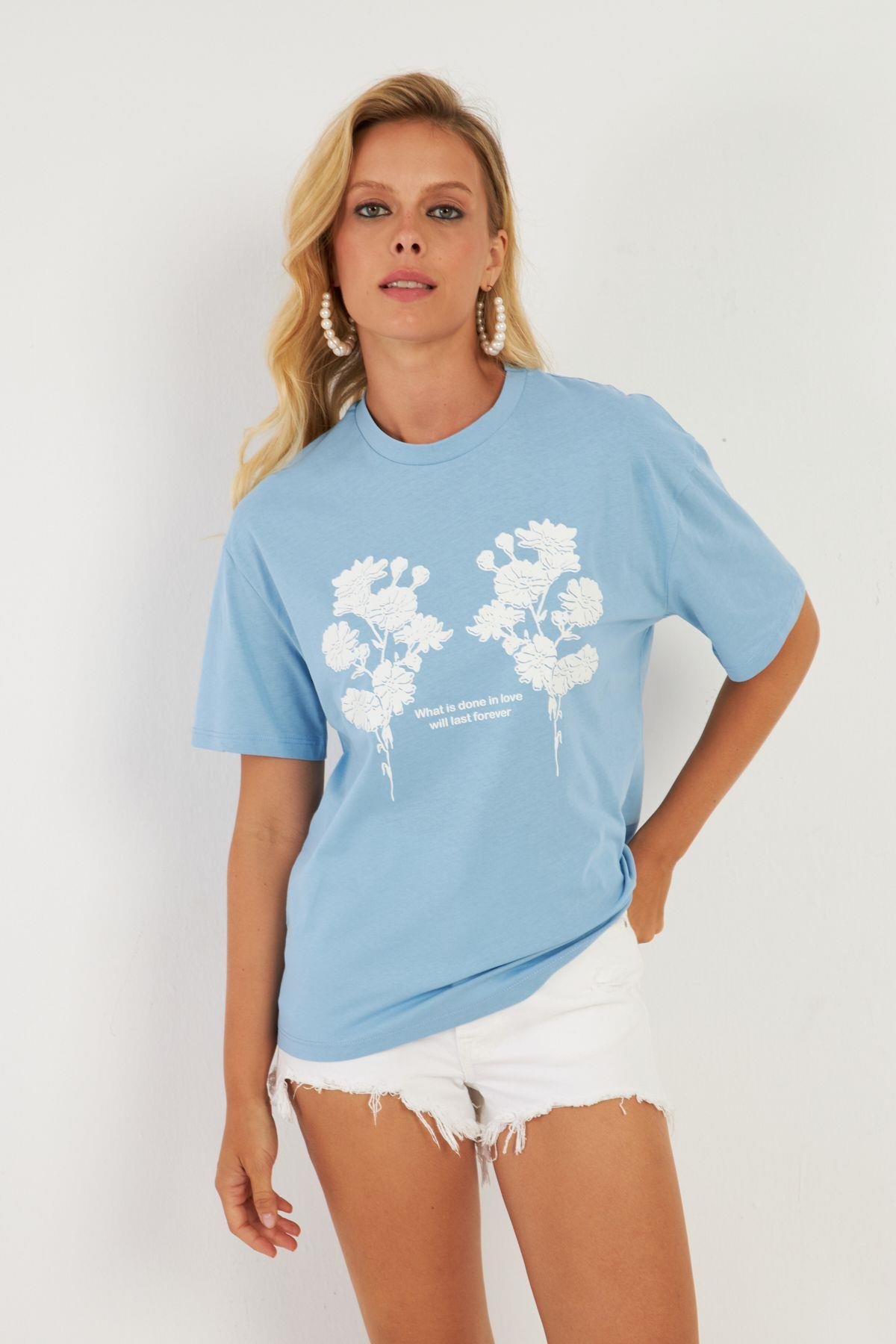 Kadın Mavi Baskılı T-Shirt AYD362