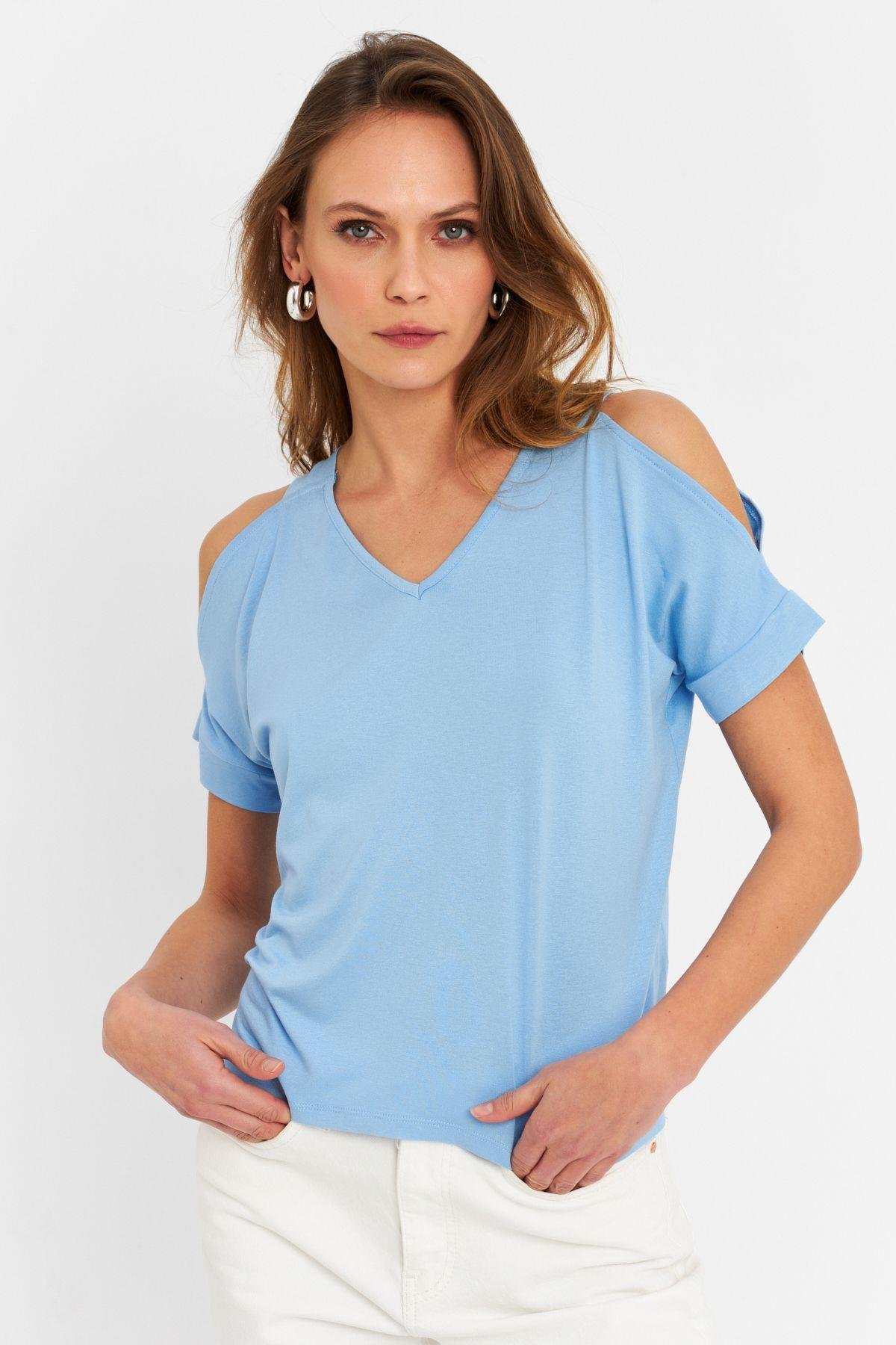 Kadın Mavi Omuzları Açık Bluz BR1329