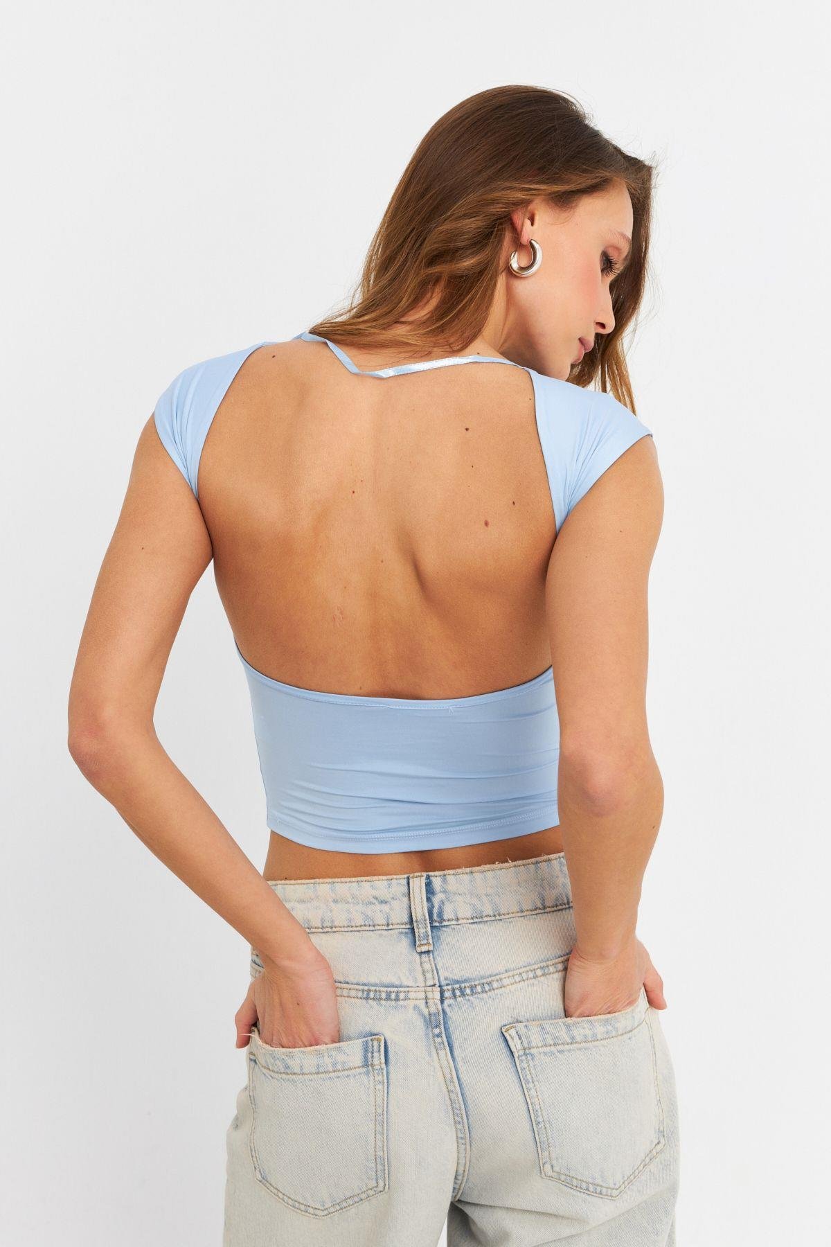 Kadın Mavi Sırtı Açık Crop Bluz ZH083