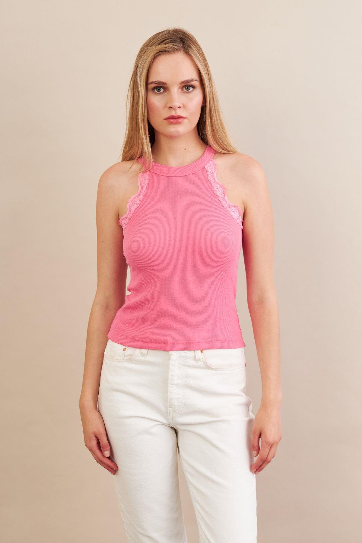 Kadın Pembe Halter Yaka Dantelli Bluz MK04