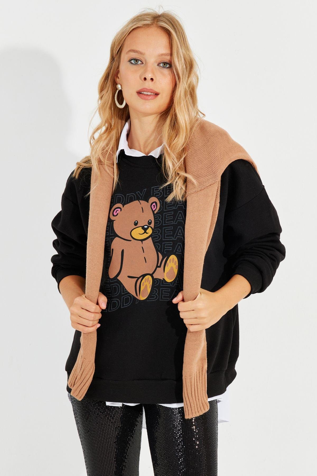 Kadın Siyah Ayıcık Baskılı Sweatshirt ZM288