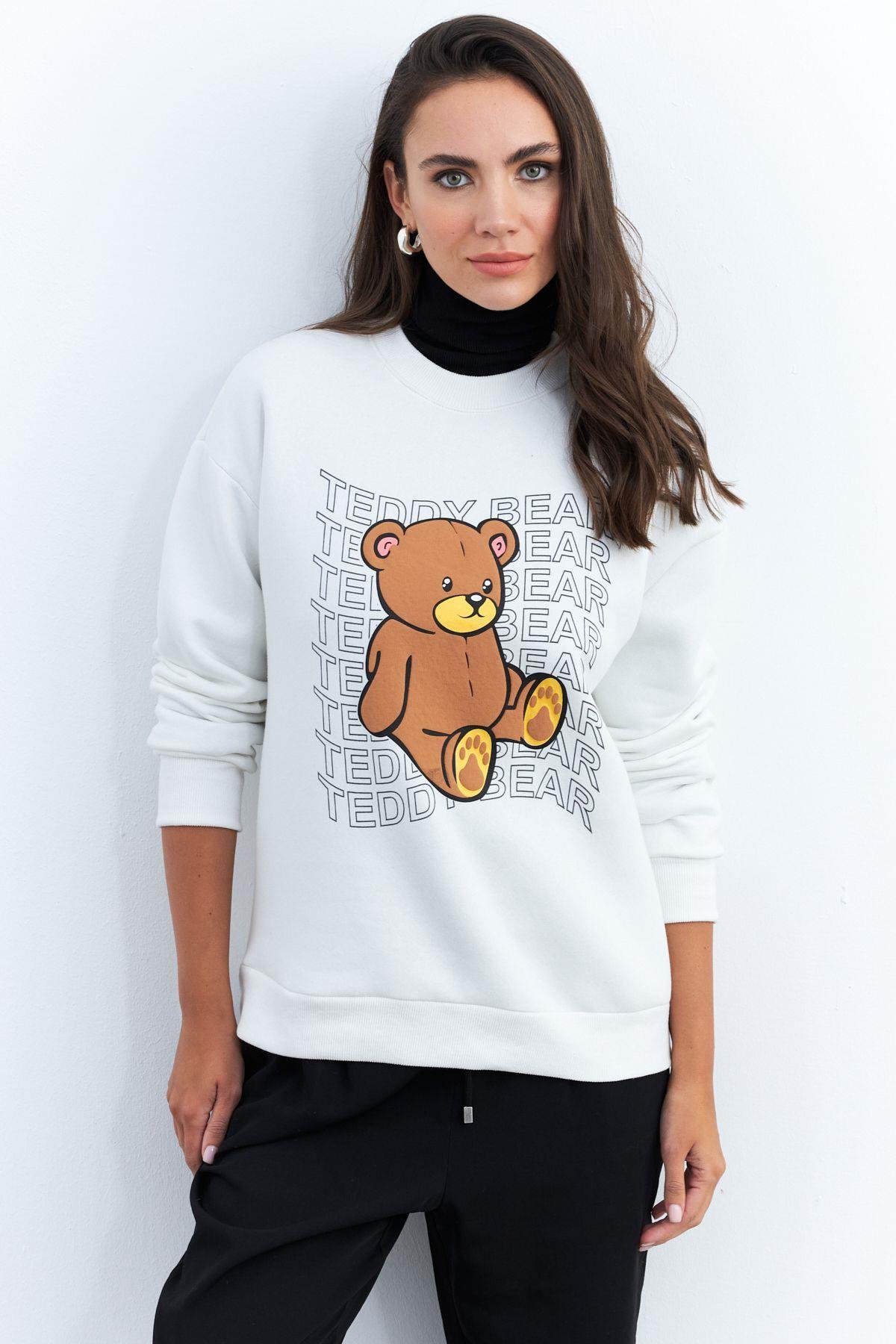 Kadın Siyah Ayıcık Baskılı Sweatshirt ZM288