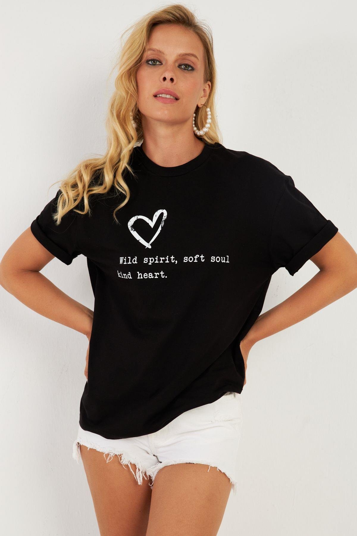 Kadın Siyah Baskılı T-Shirt AYD360