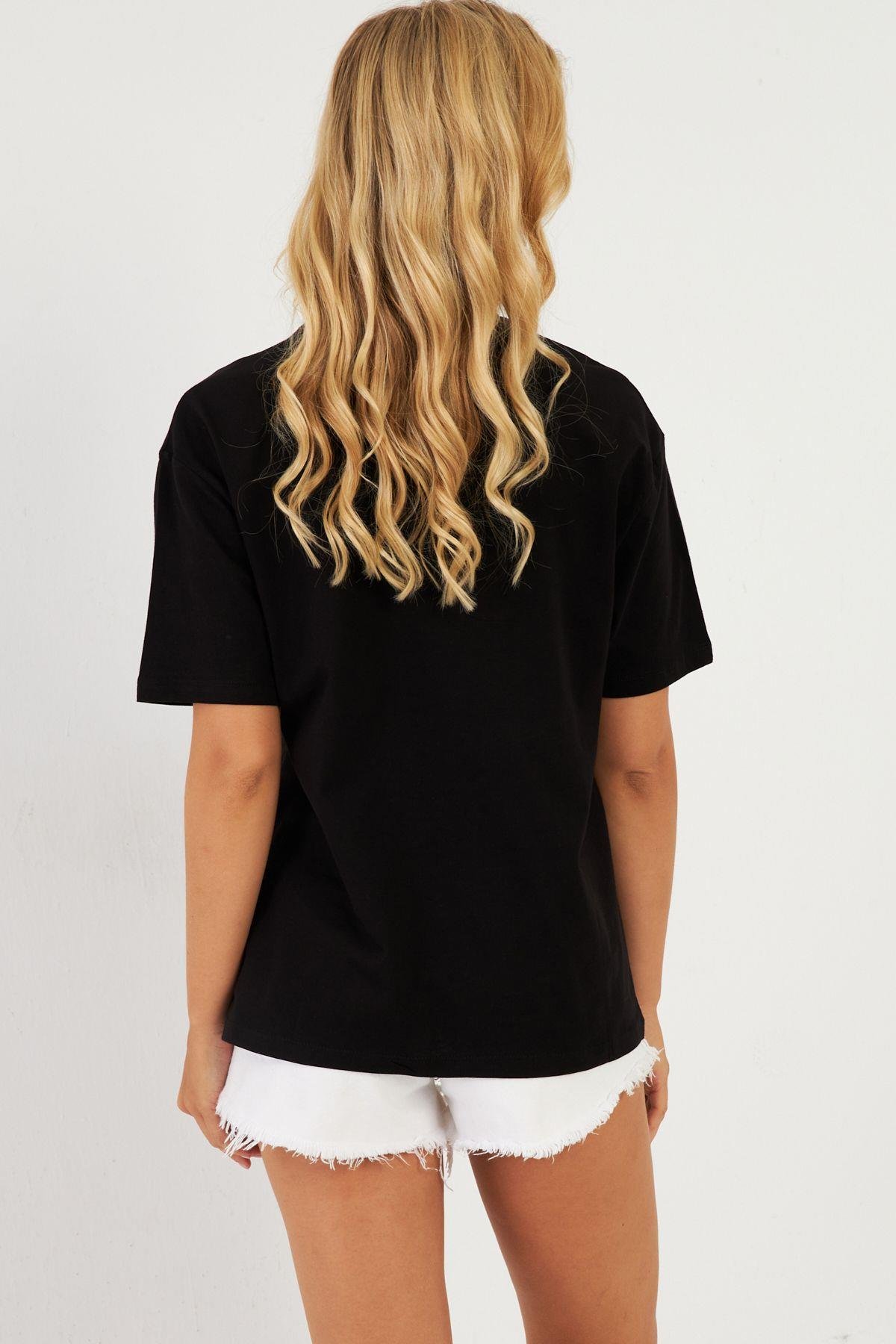 Kadın Siyah Baskılı T-Shirt AYD360