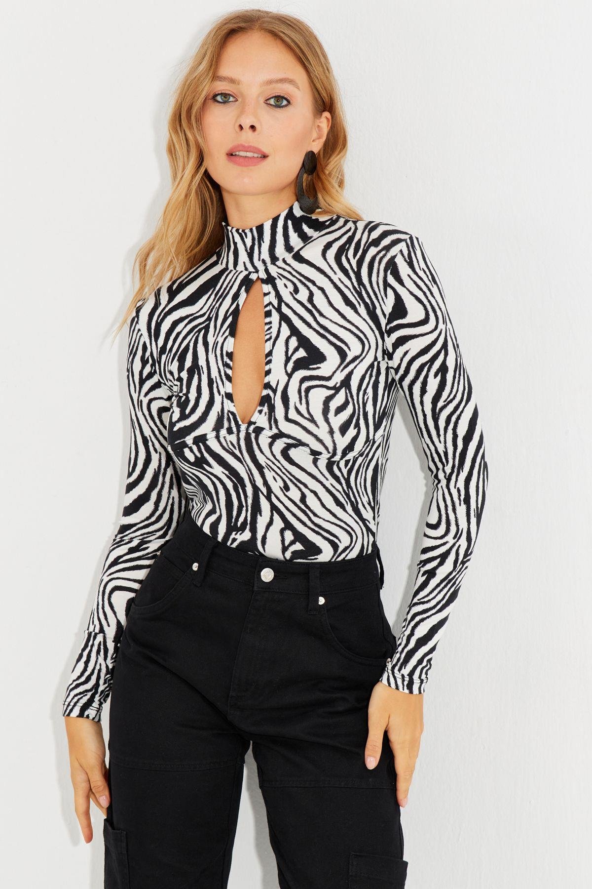 Kadın Siyah-Camel Önü Damla Desenli Bluz LPP1236