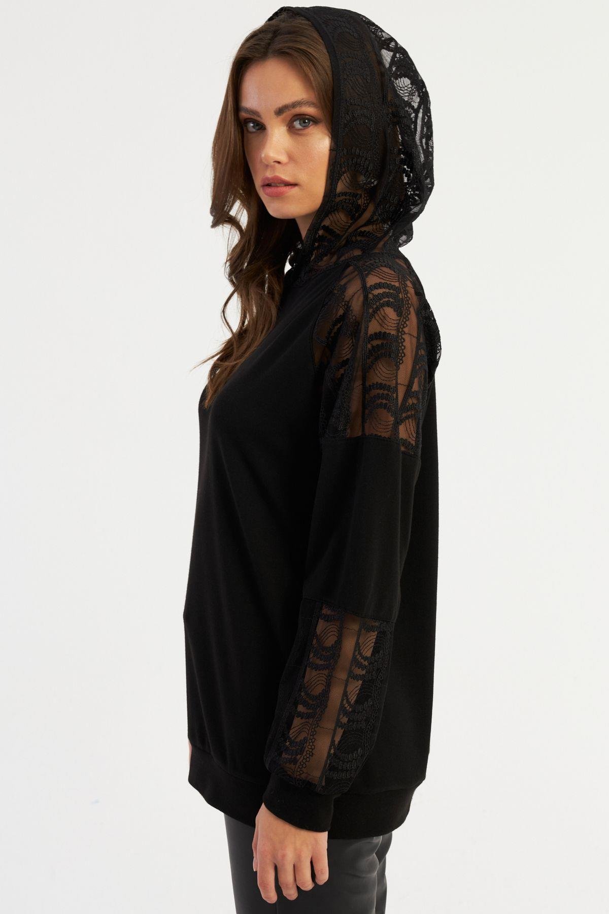Kadın Siyah Dantel Detaylı Kapüşonlu Sweatshirt BK58